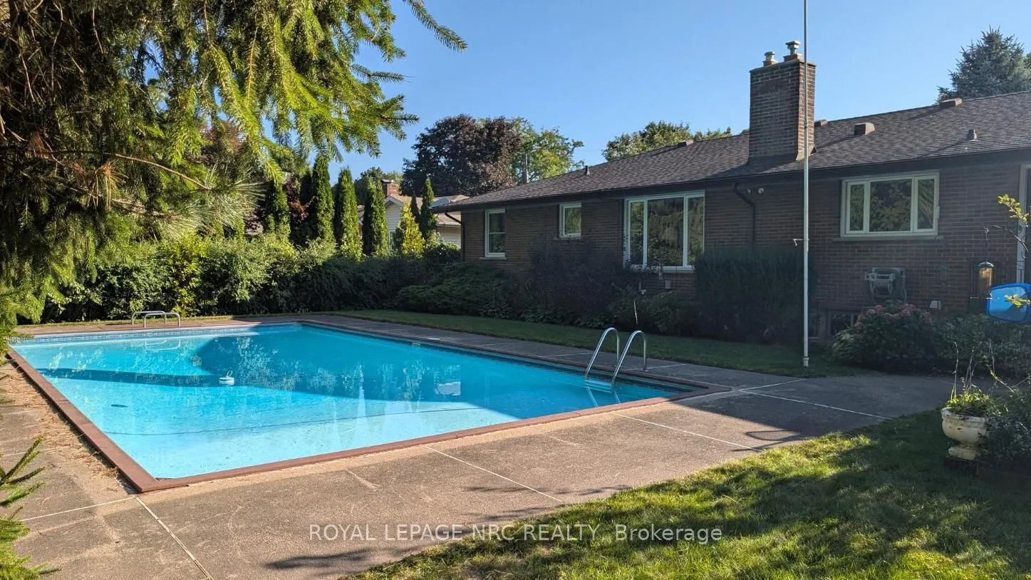 125 DALEVIEW Drive