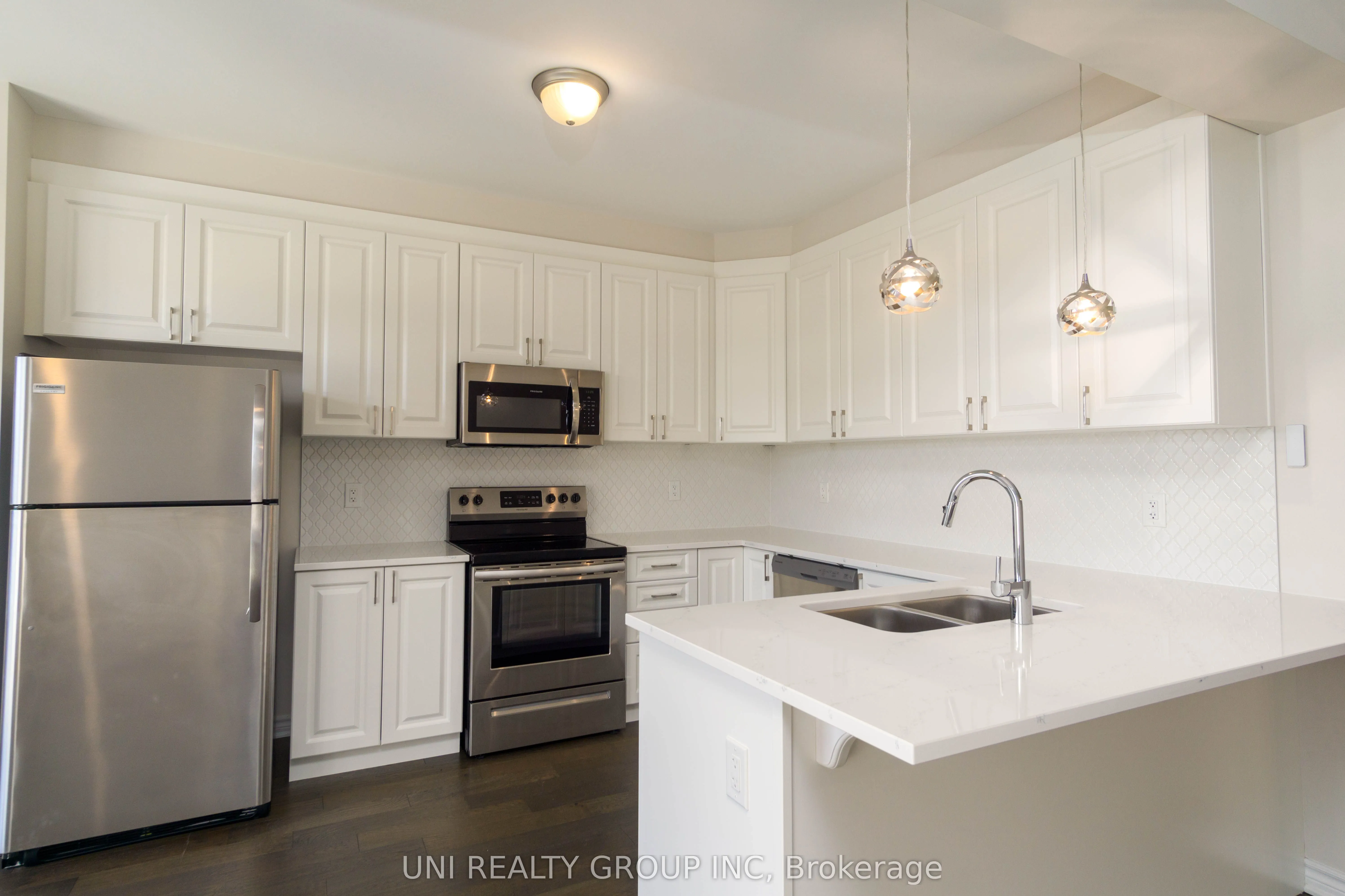 335 APHELION Crescent