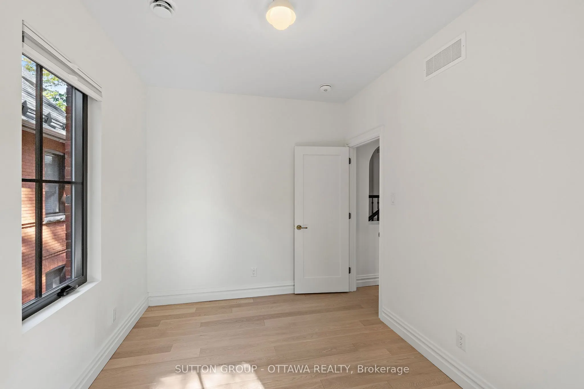 512 Cooper Street