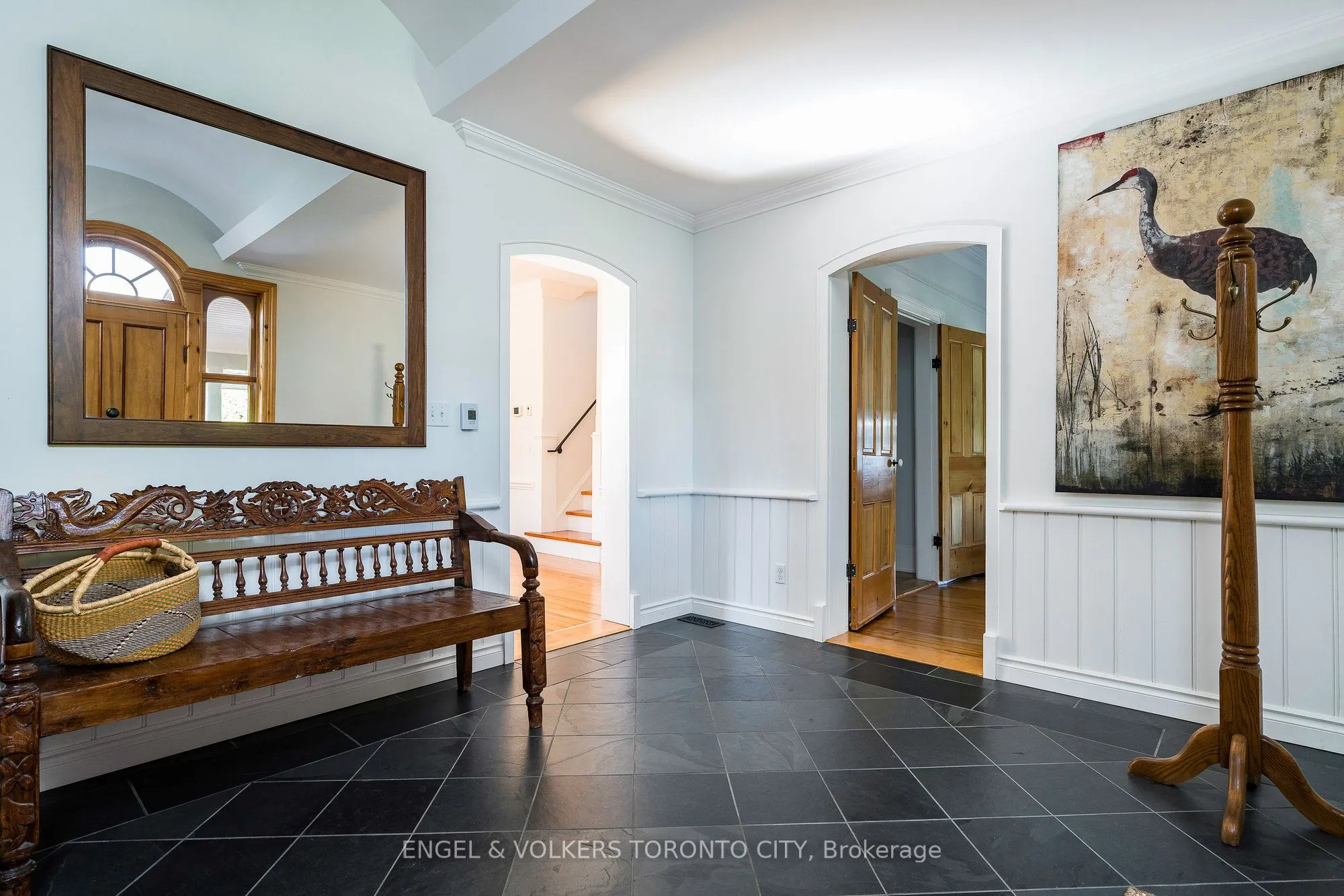 13 Huron Street W
