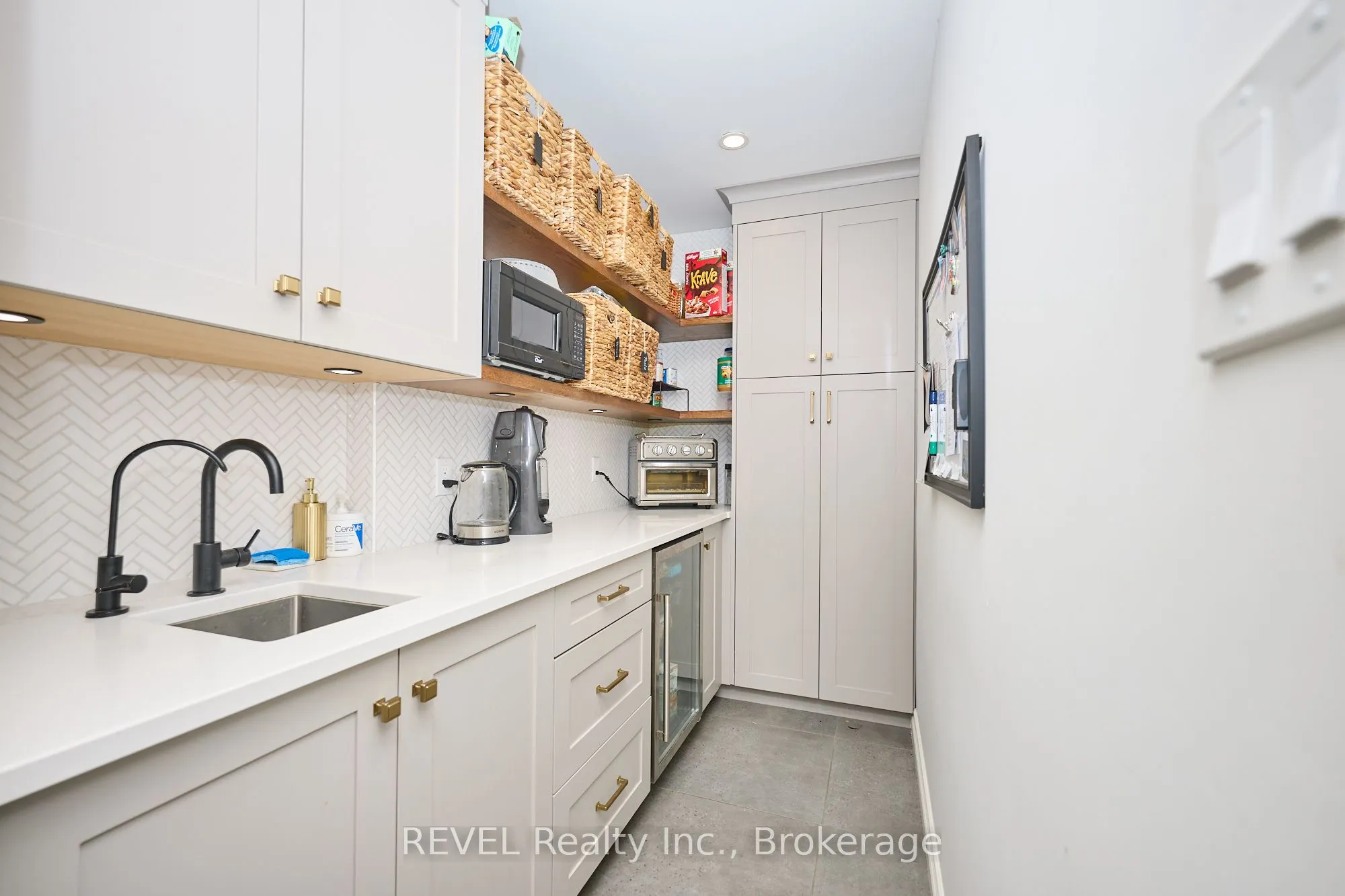 7134 Mount Forest Lane