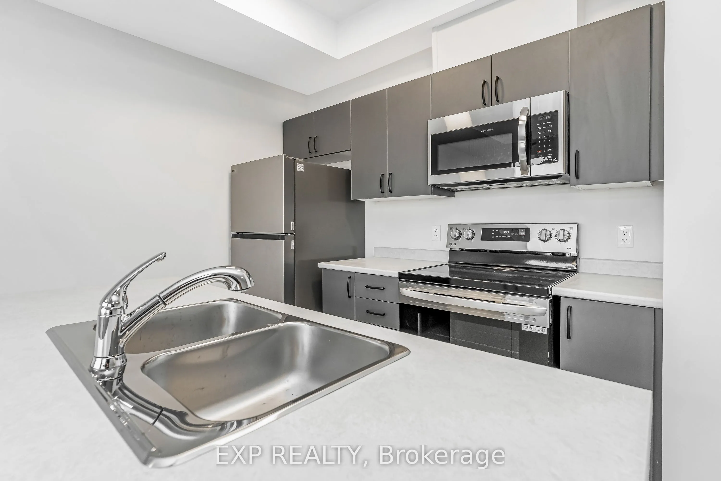 230 Pingwi Place, #K
