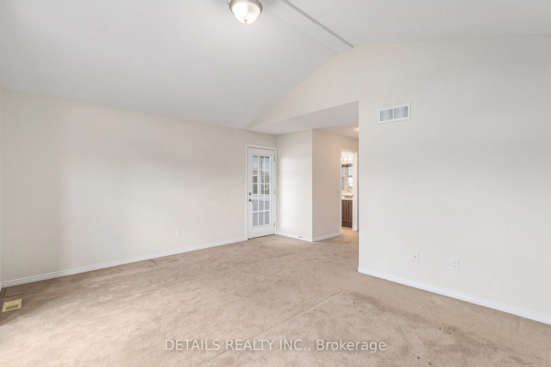 809 Pinnacle Street