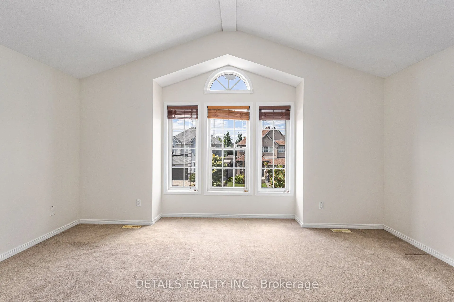 809 Pinnacle Street
