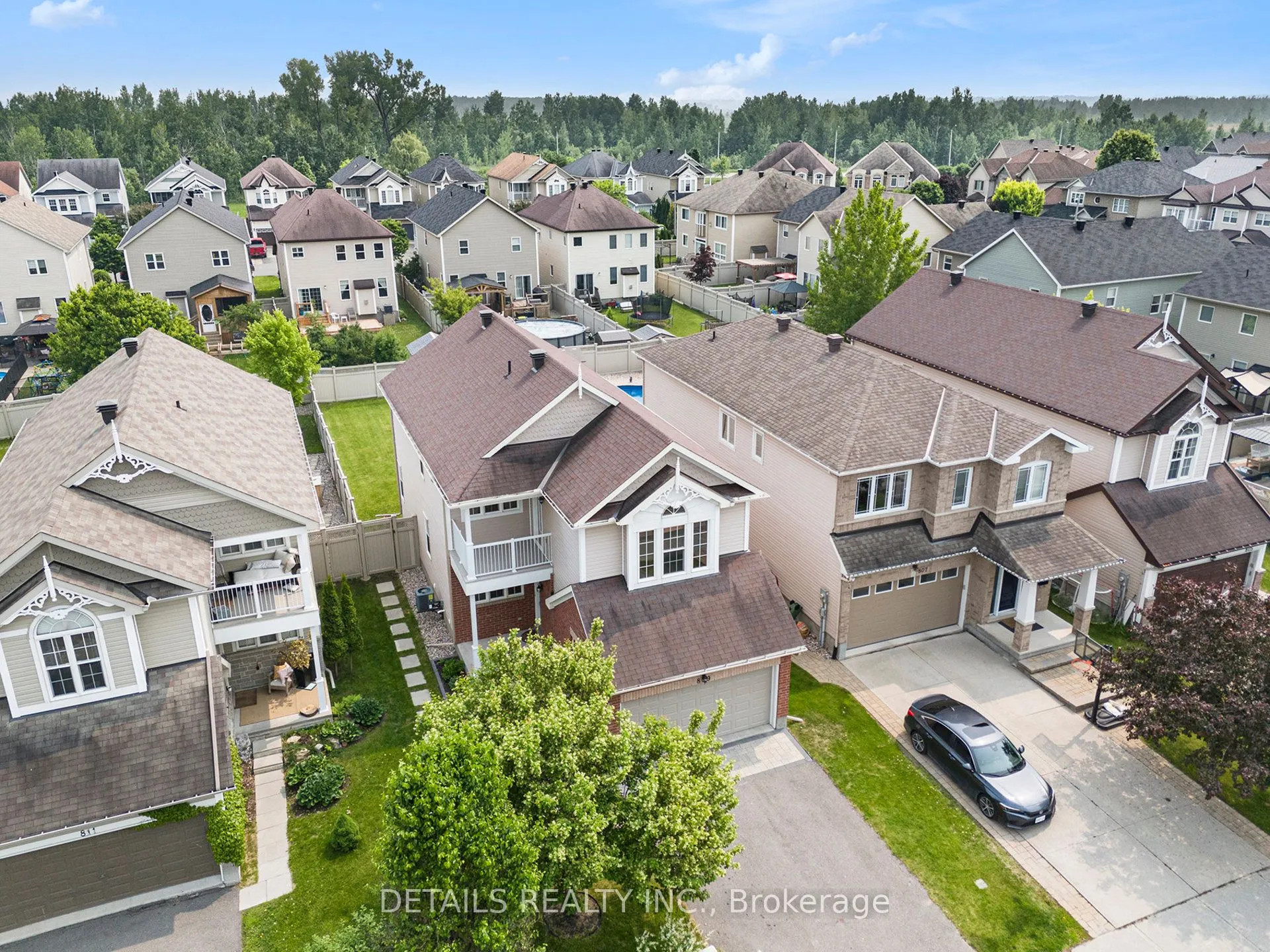 809 Pinnacle Street