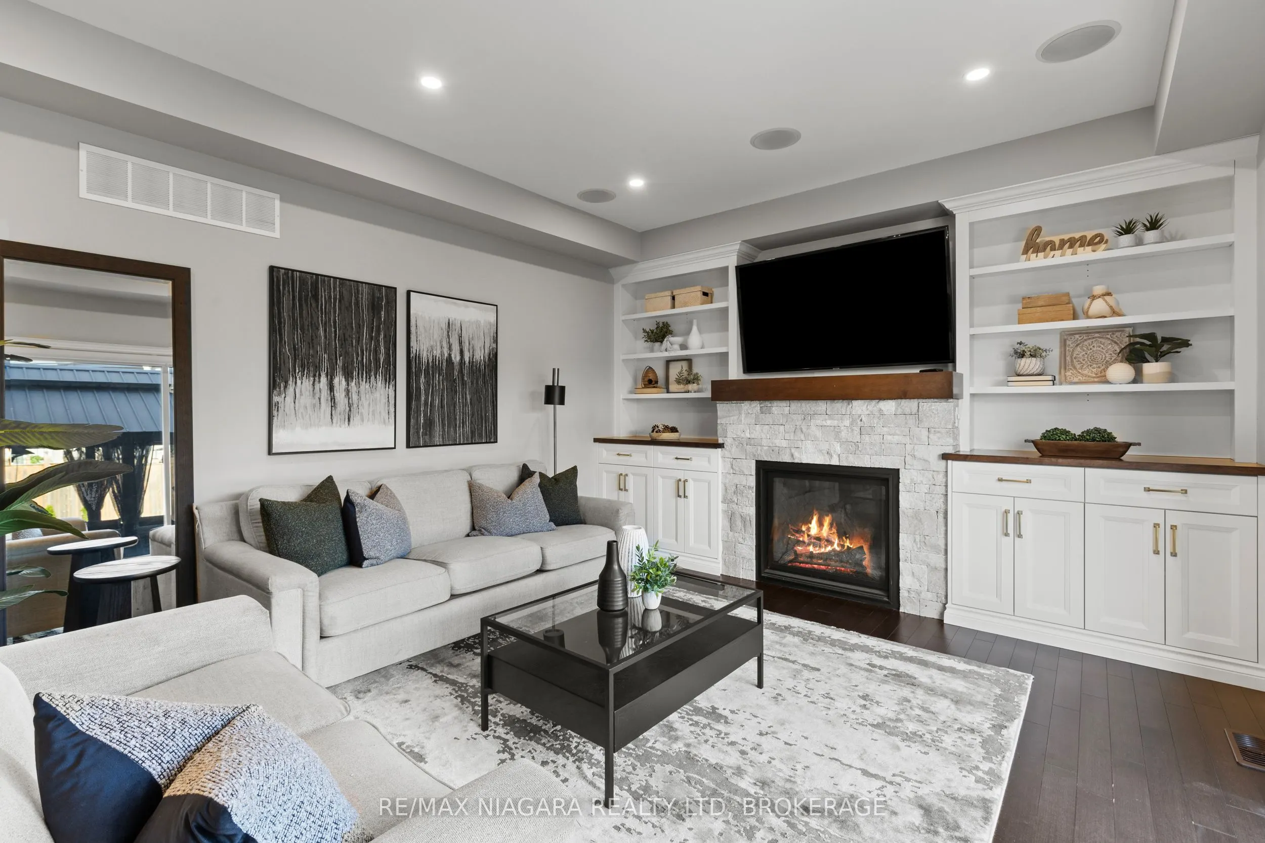 55 Spruce Crescent