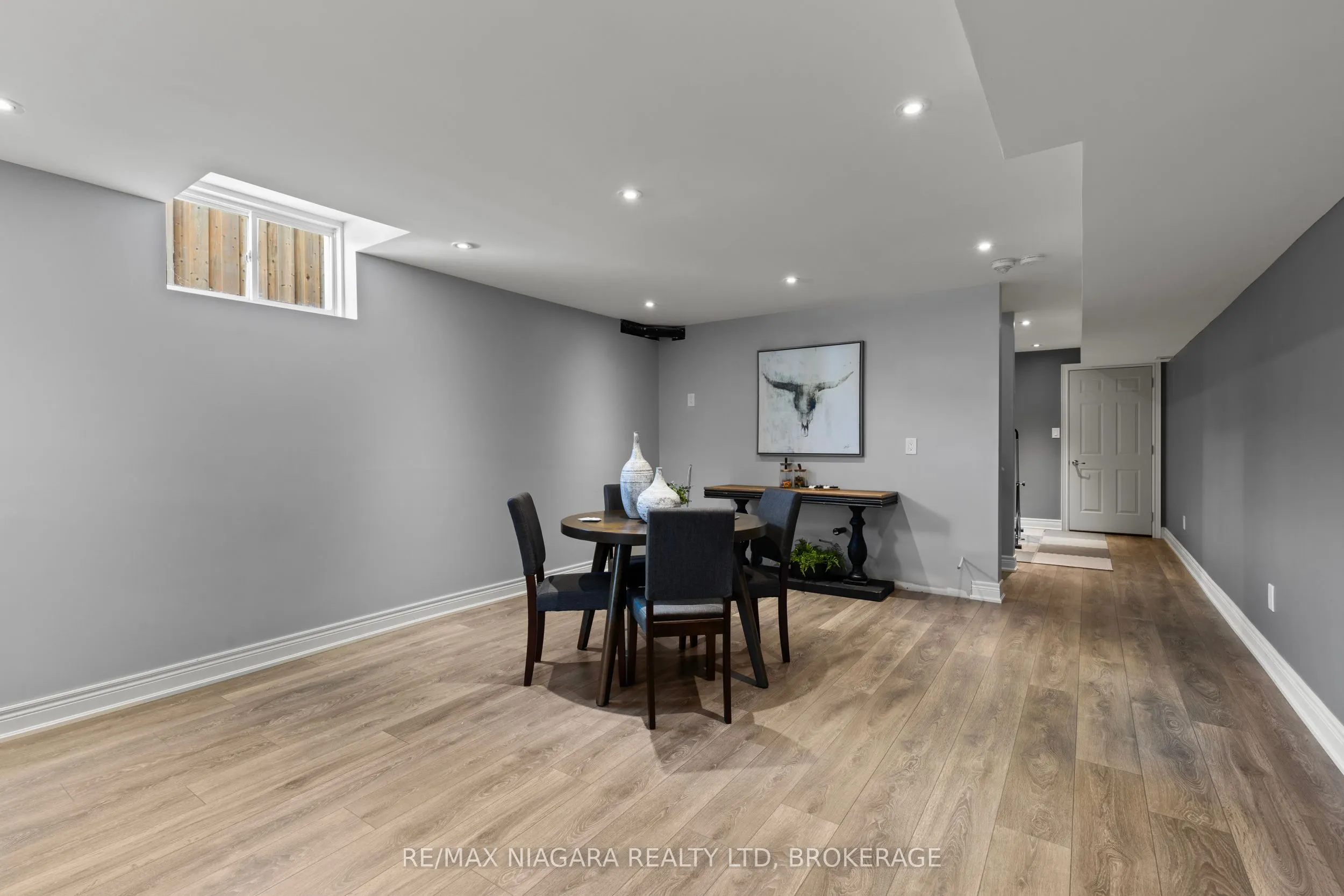 55 Spruce Crescent