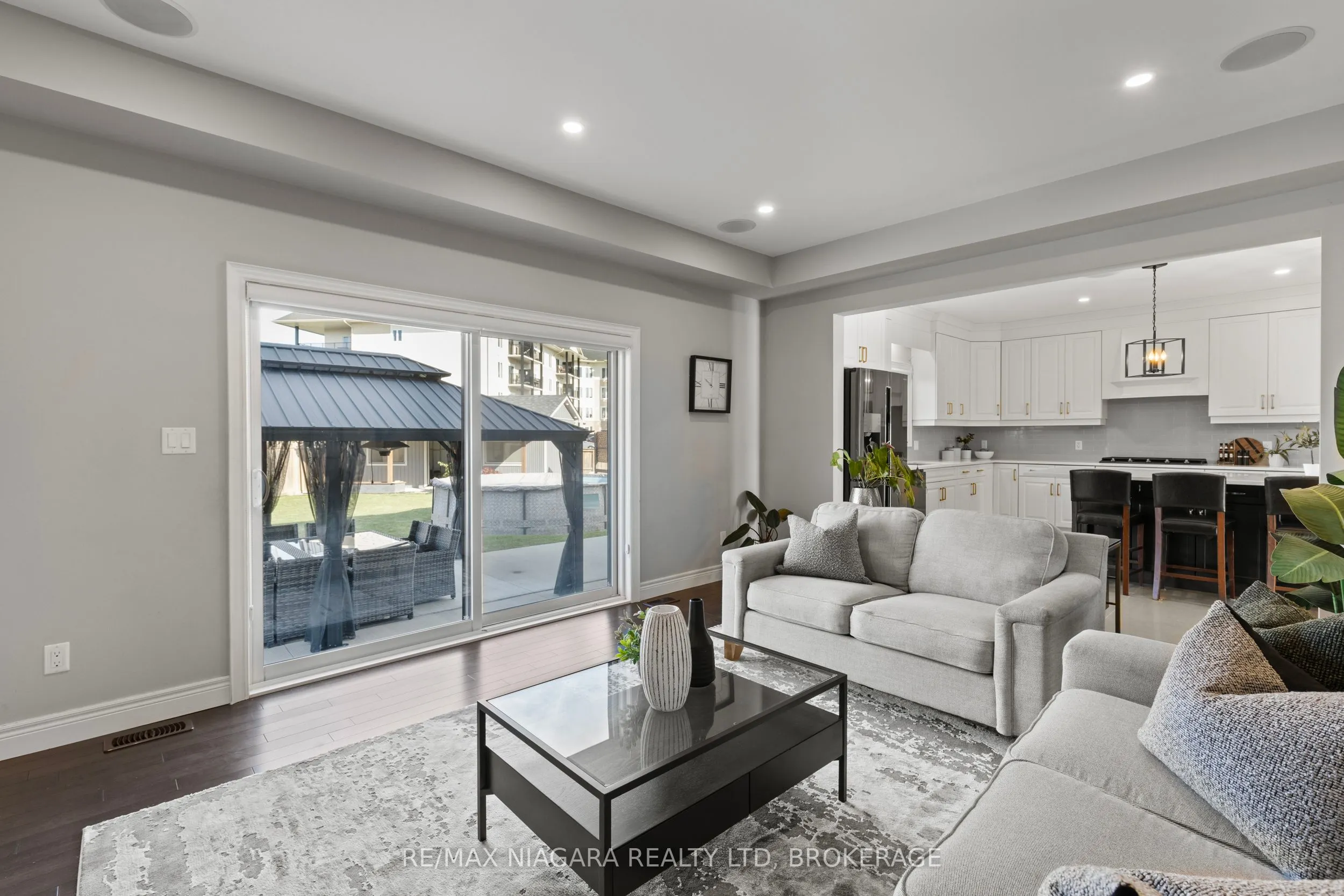 55 Spruce Crescent