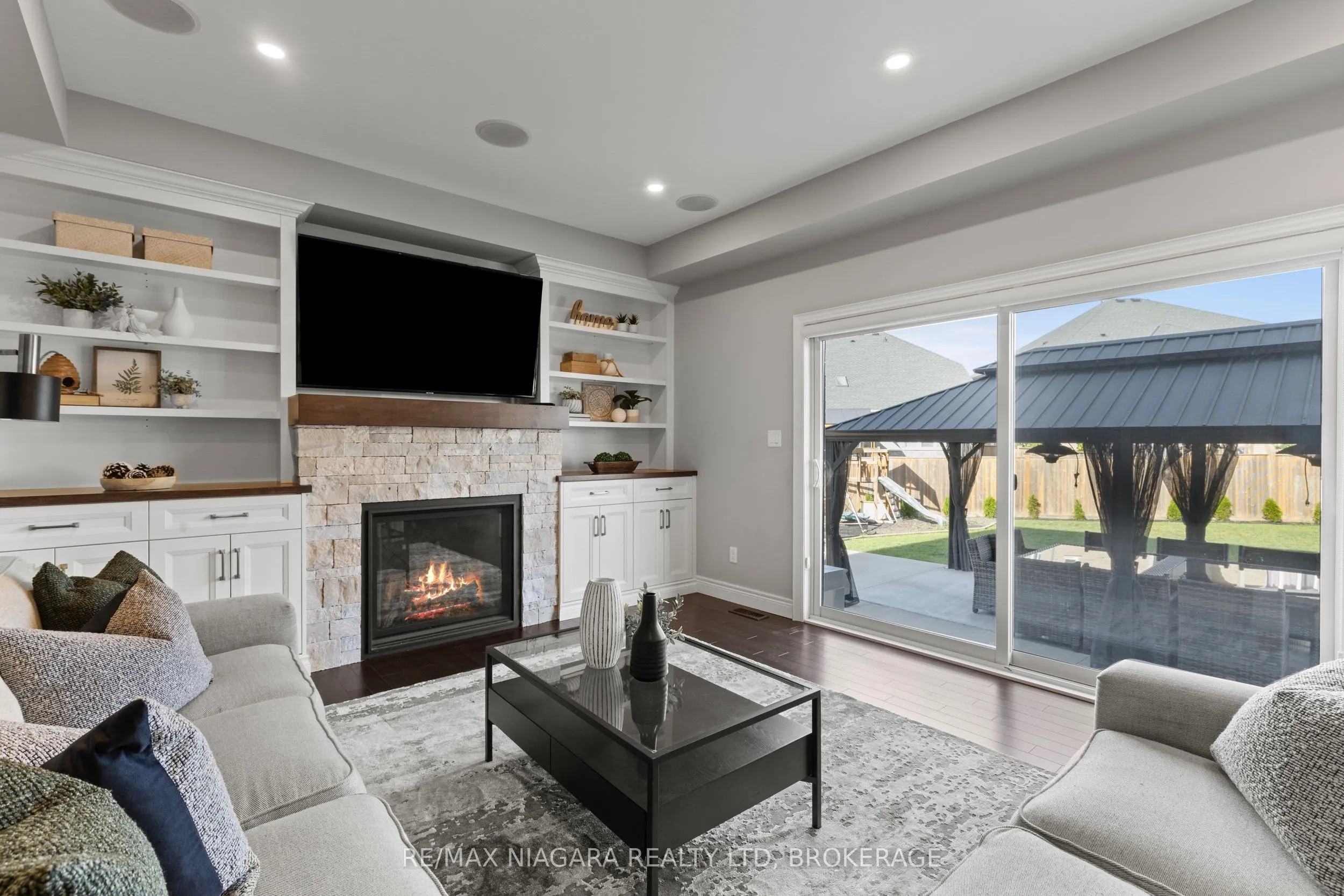 55 Spruce Crescent