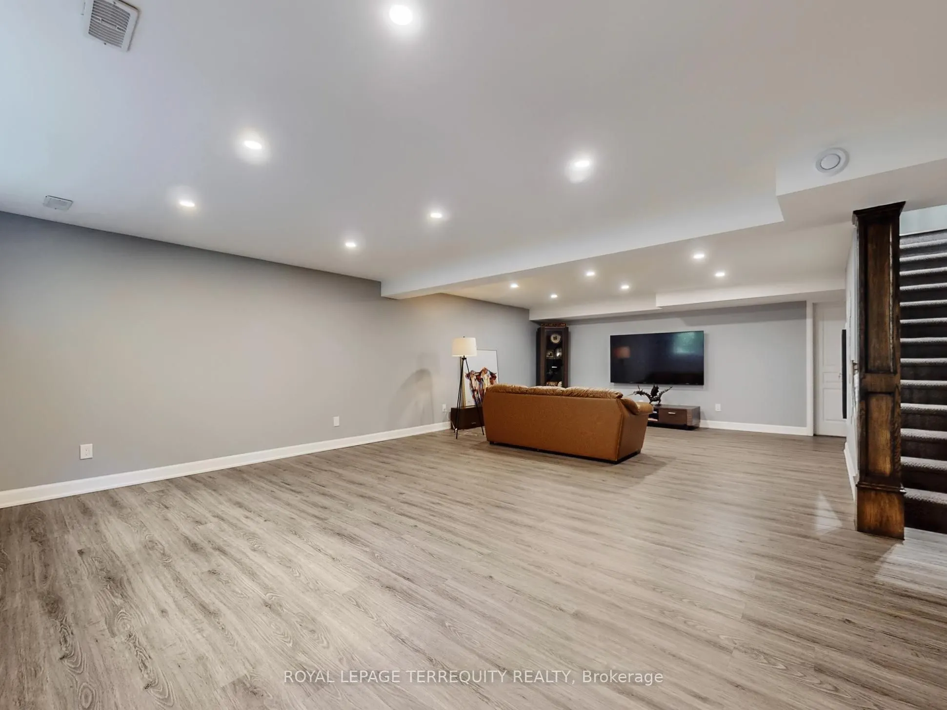 9245 Shoveller Drive, #6