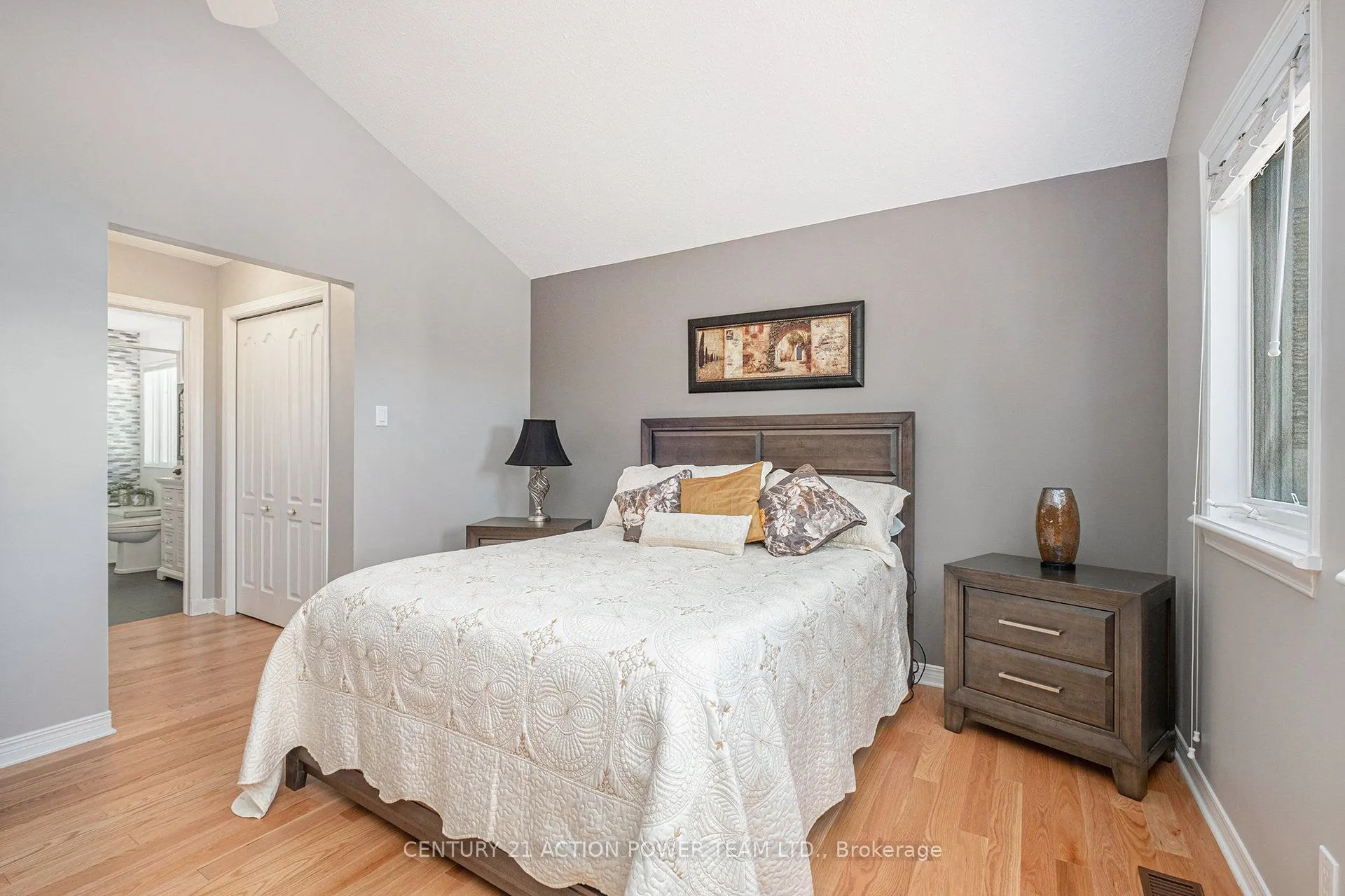 167 GRENADIER Way