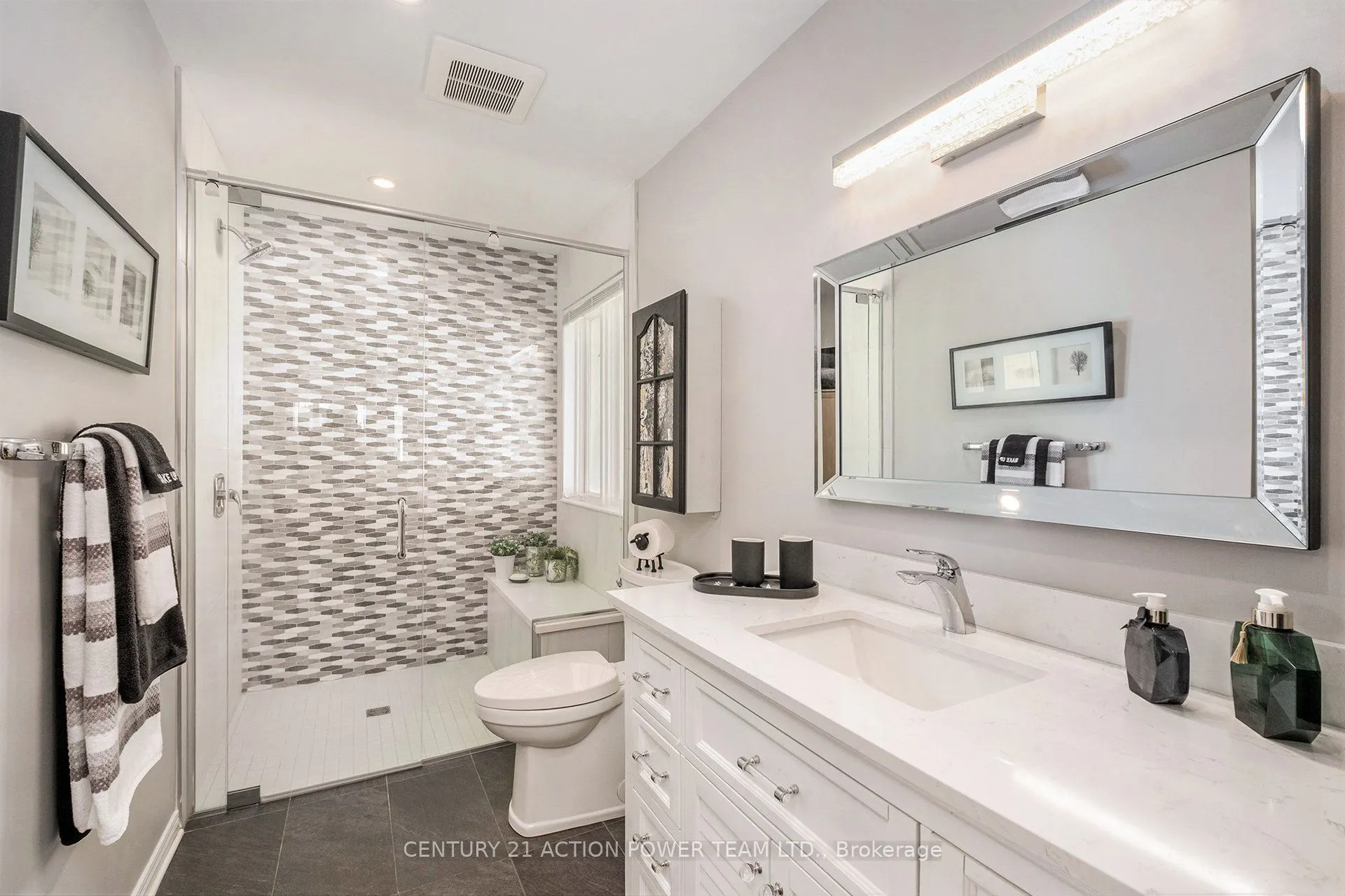 167 GRENADIER Way