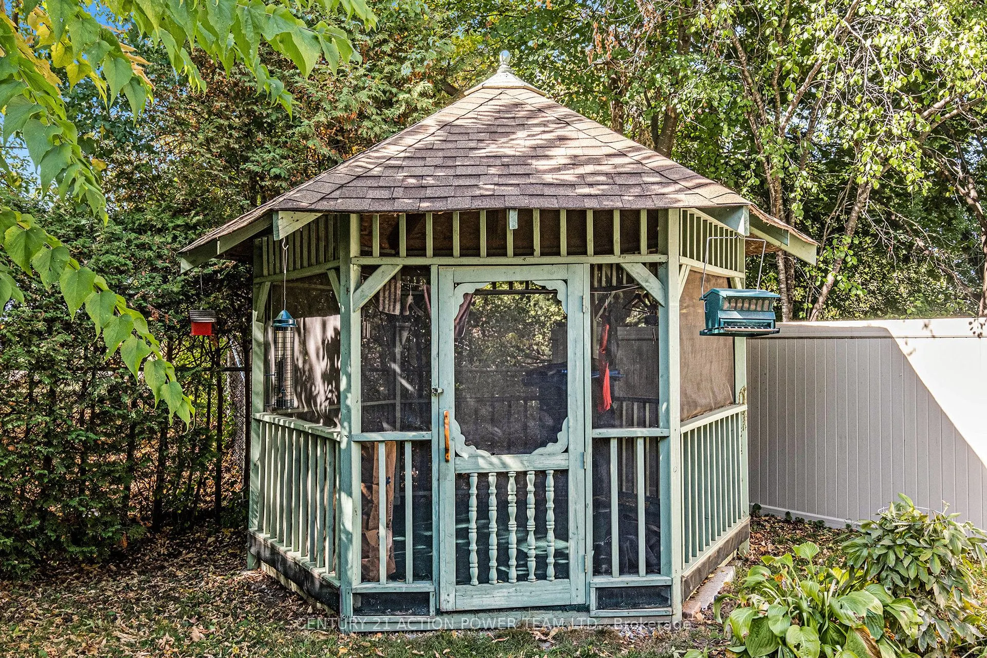 167 GRENADIER Way