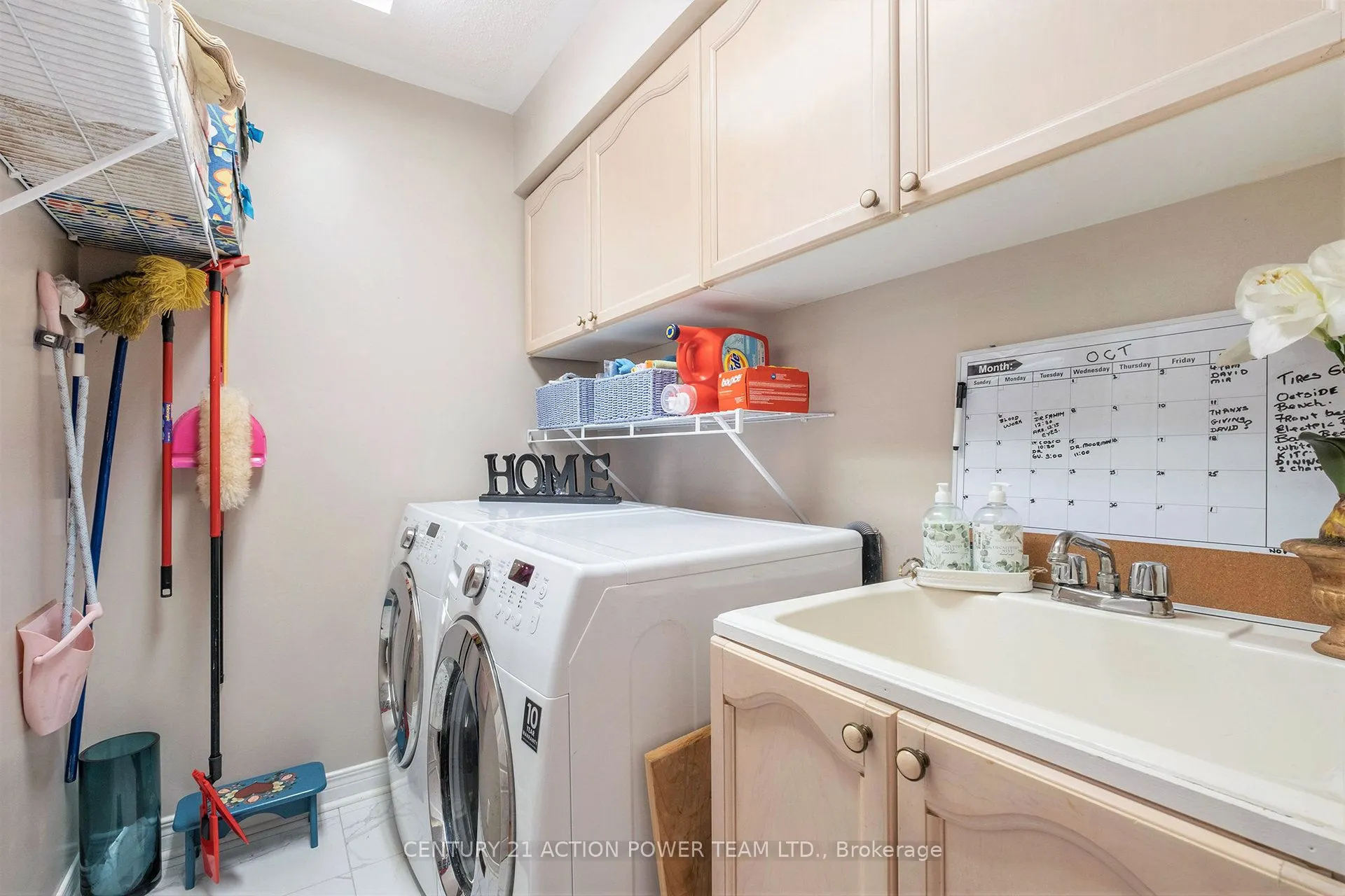 167 GRENADIER Way