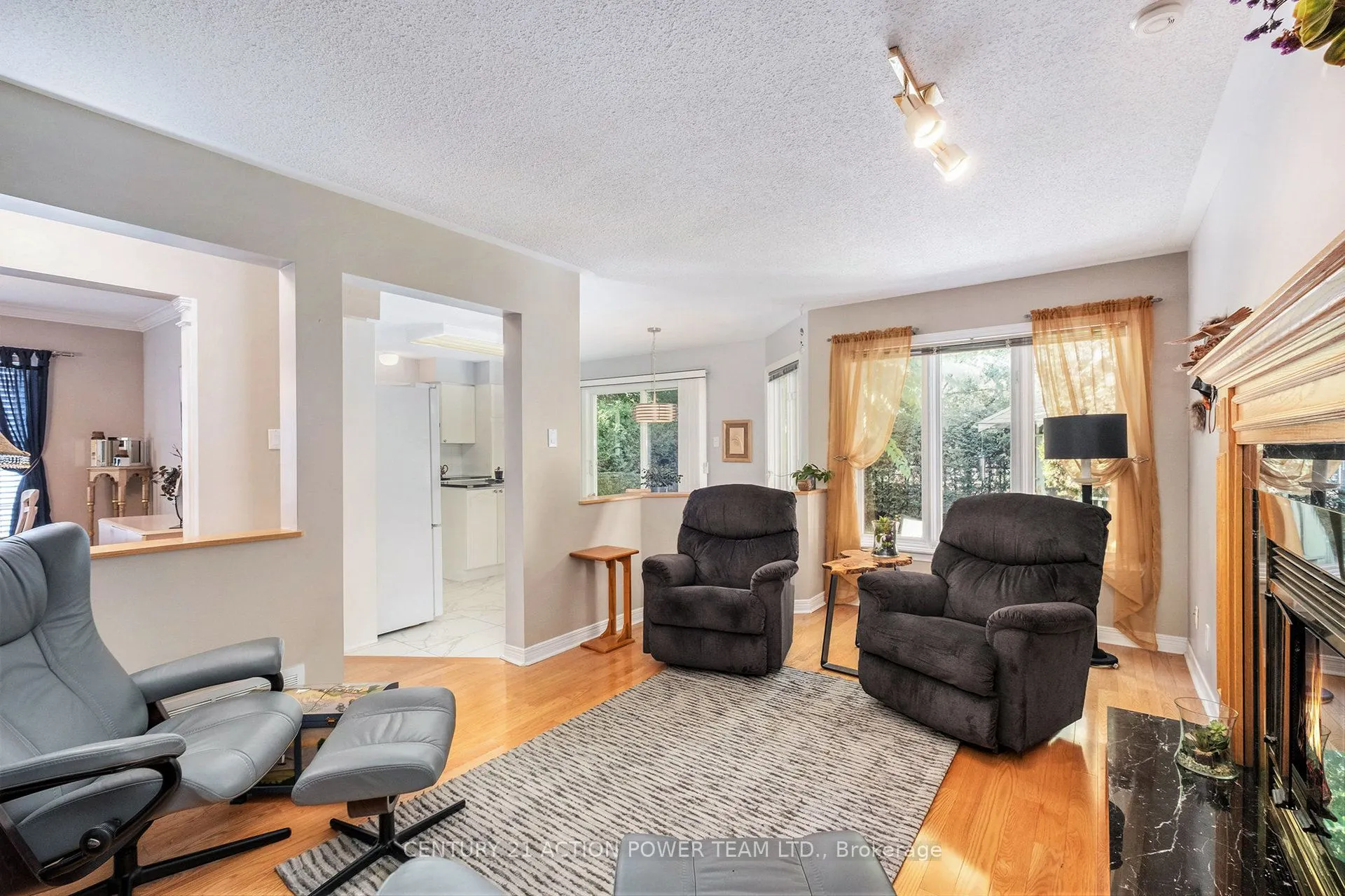 167 GRENADIER Way