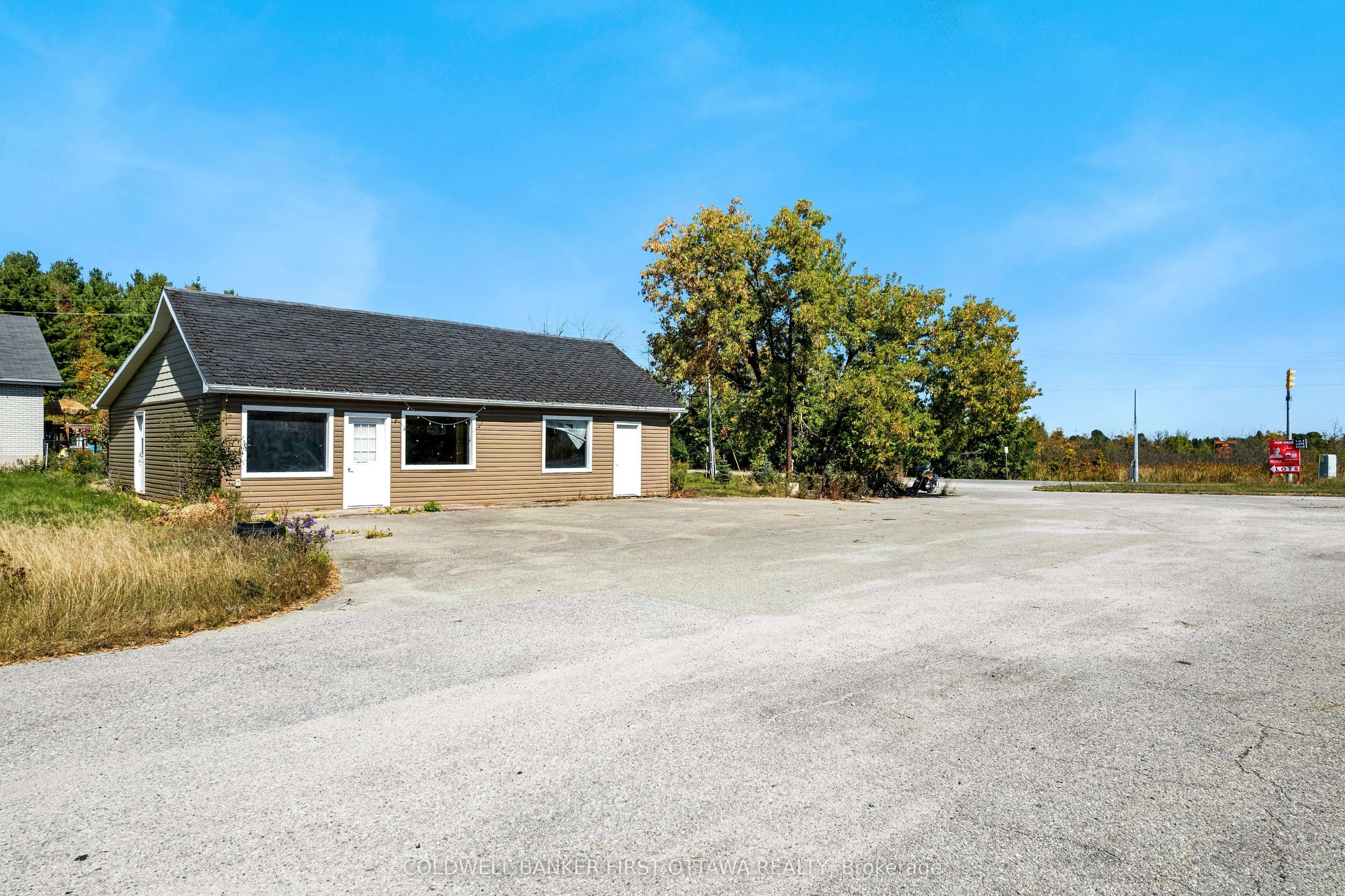 18318 Hwy 7 Highway
