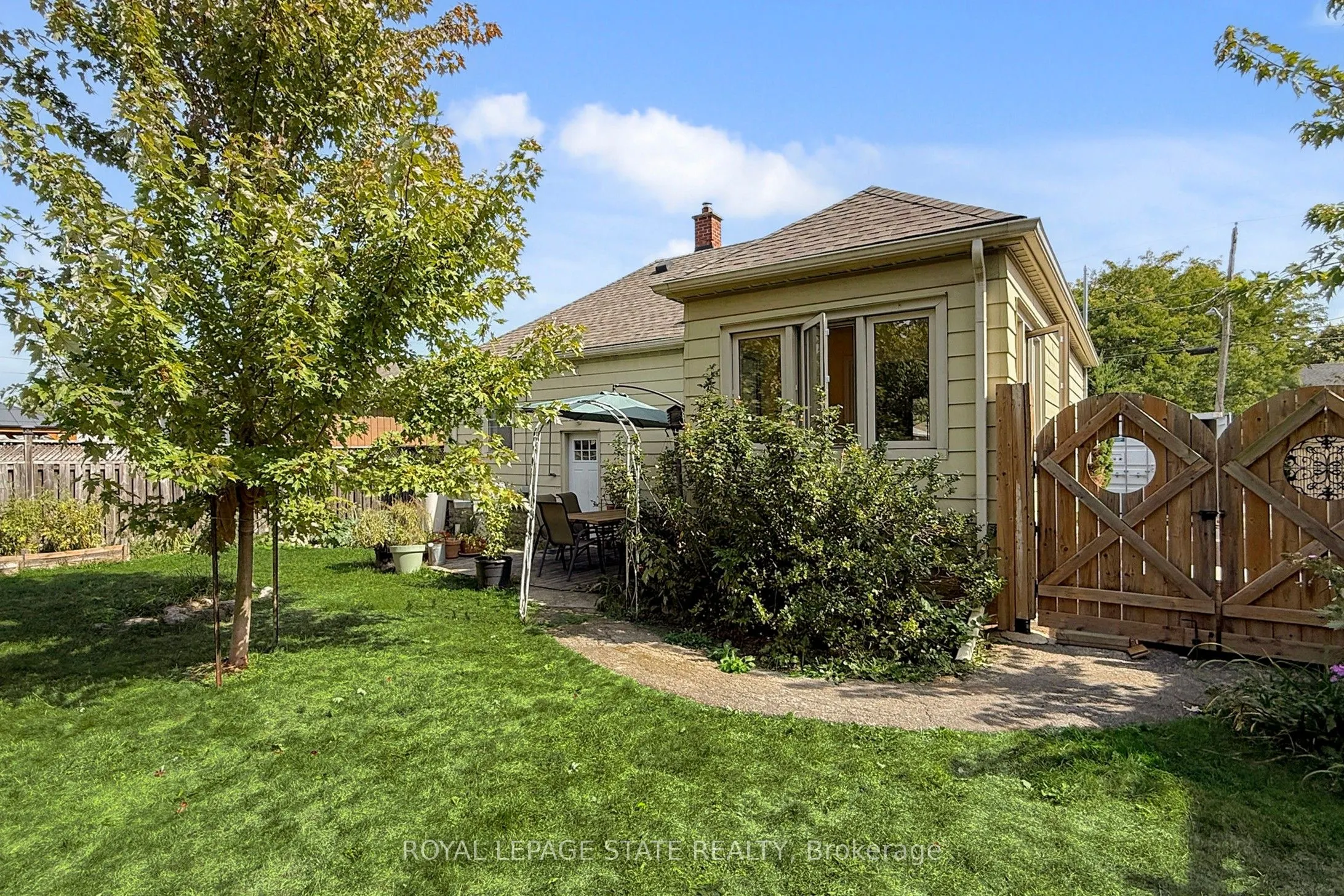40 Galbraith Drive
