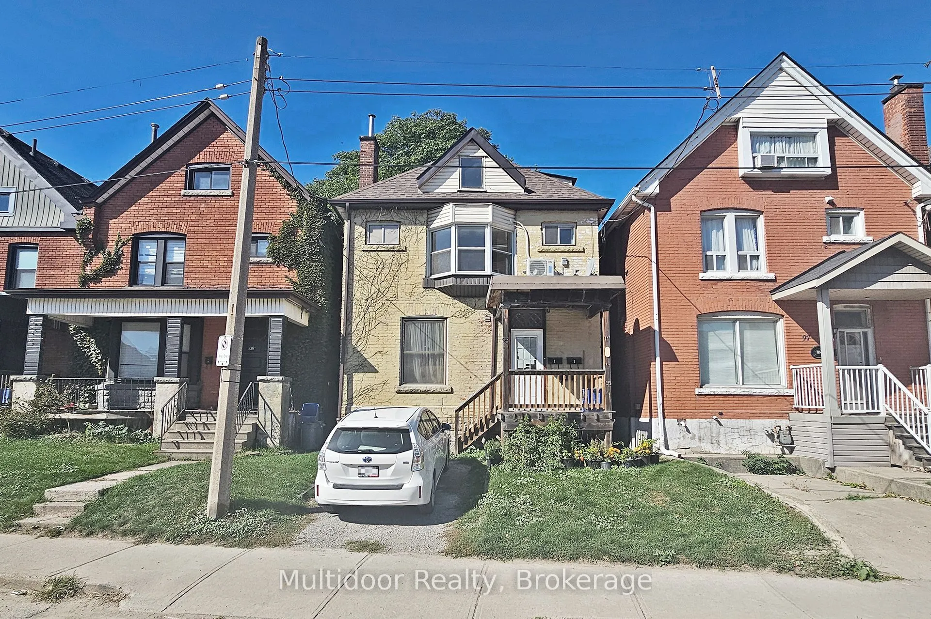 95 Sanford Avenue N, #Upper