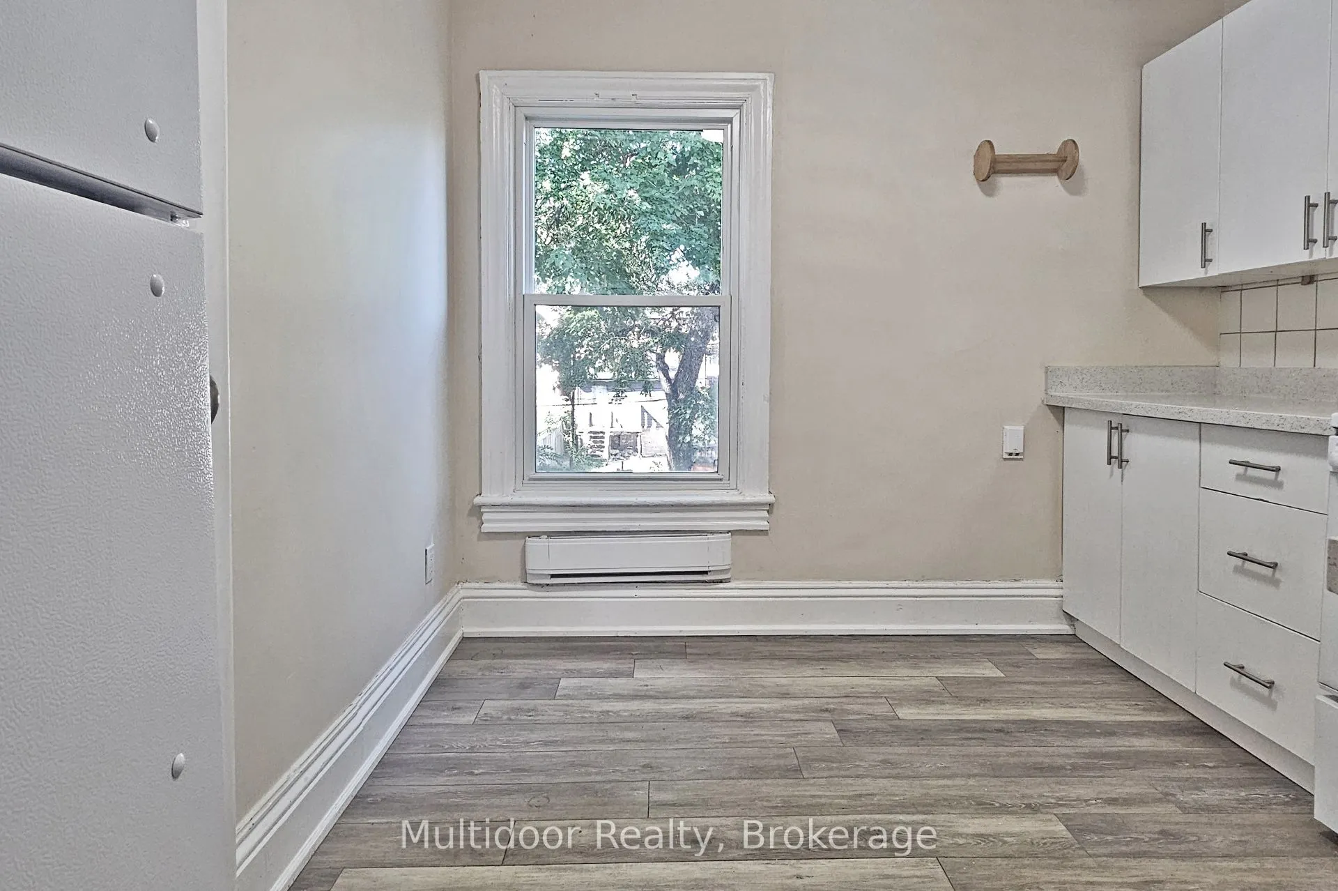 95 Sanford Avenue N, #Upper