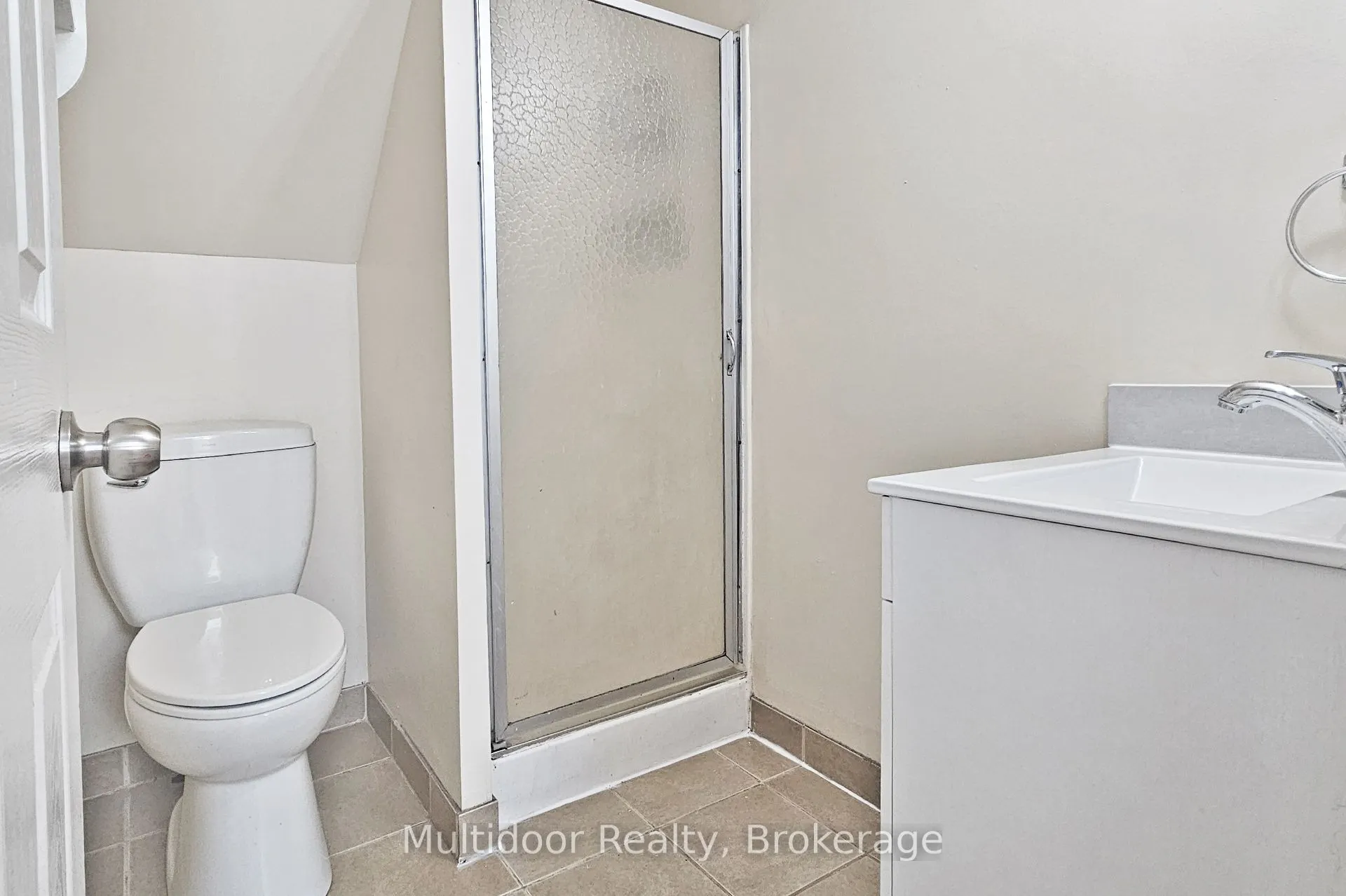 95 Sanford Avenue N, #Upper