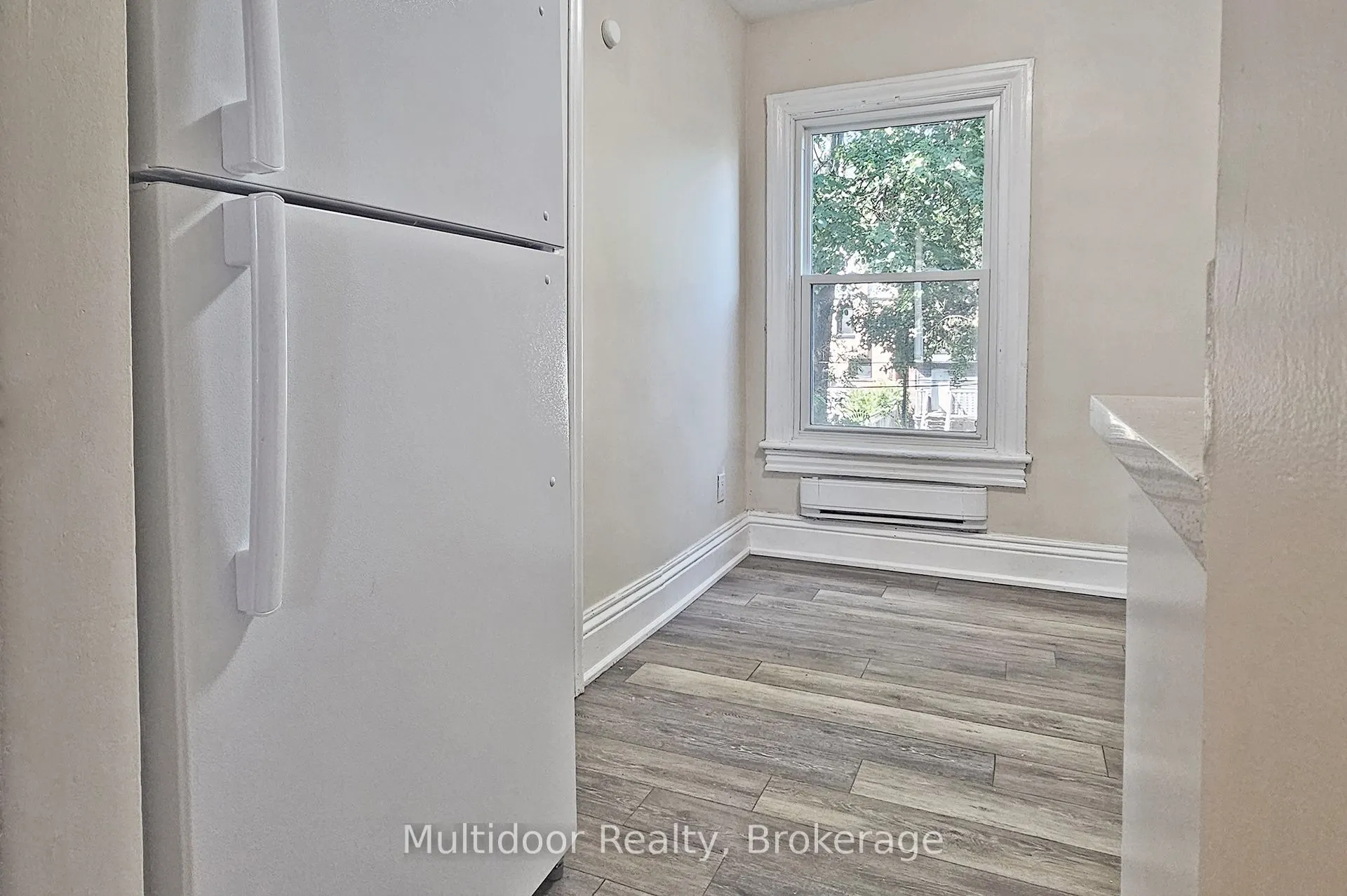 95 Sanford Avenue N, #Upper