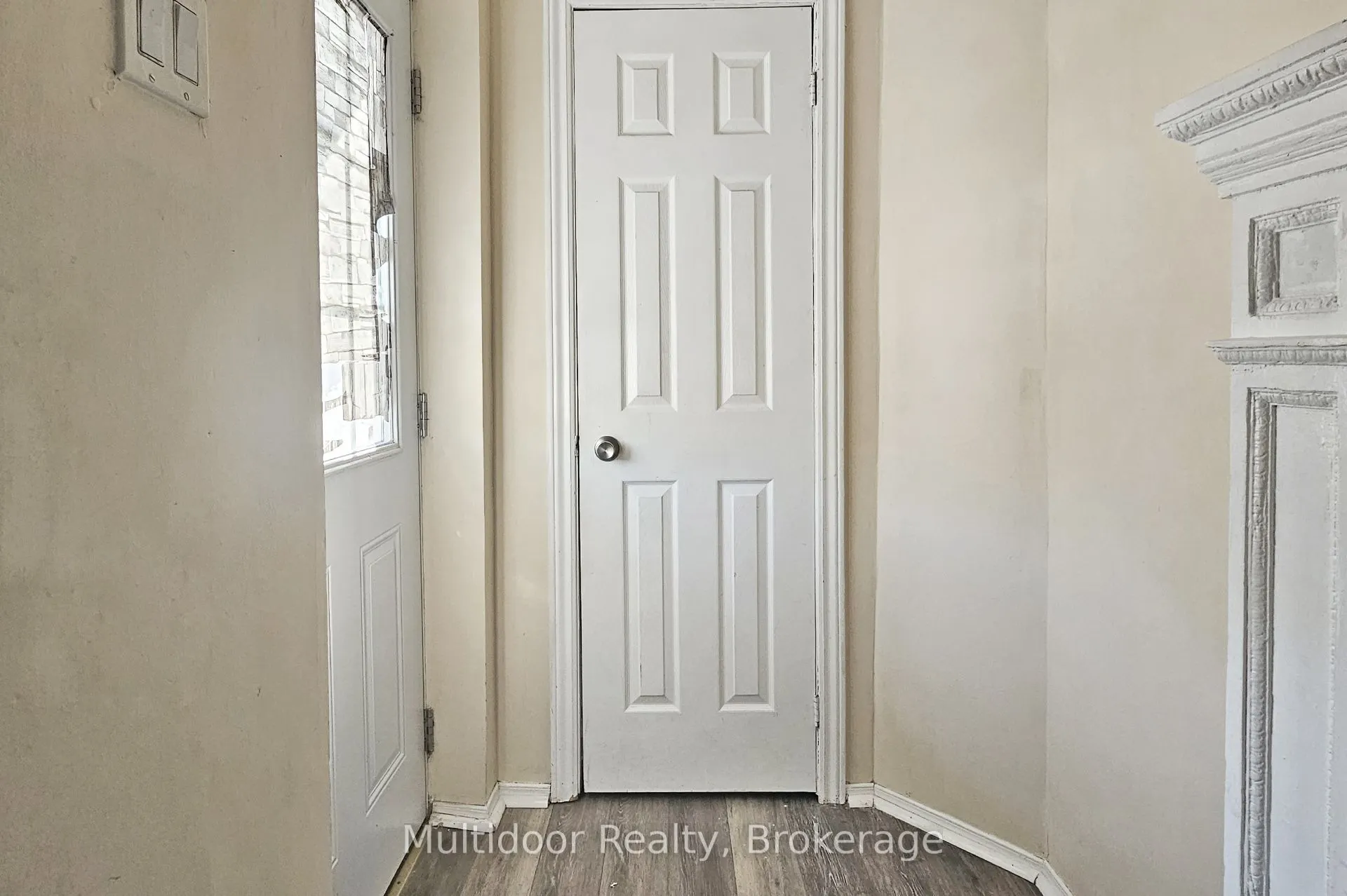95 Sanford Avenue N, #Upper