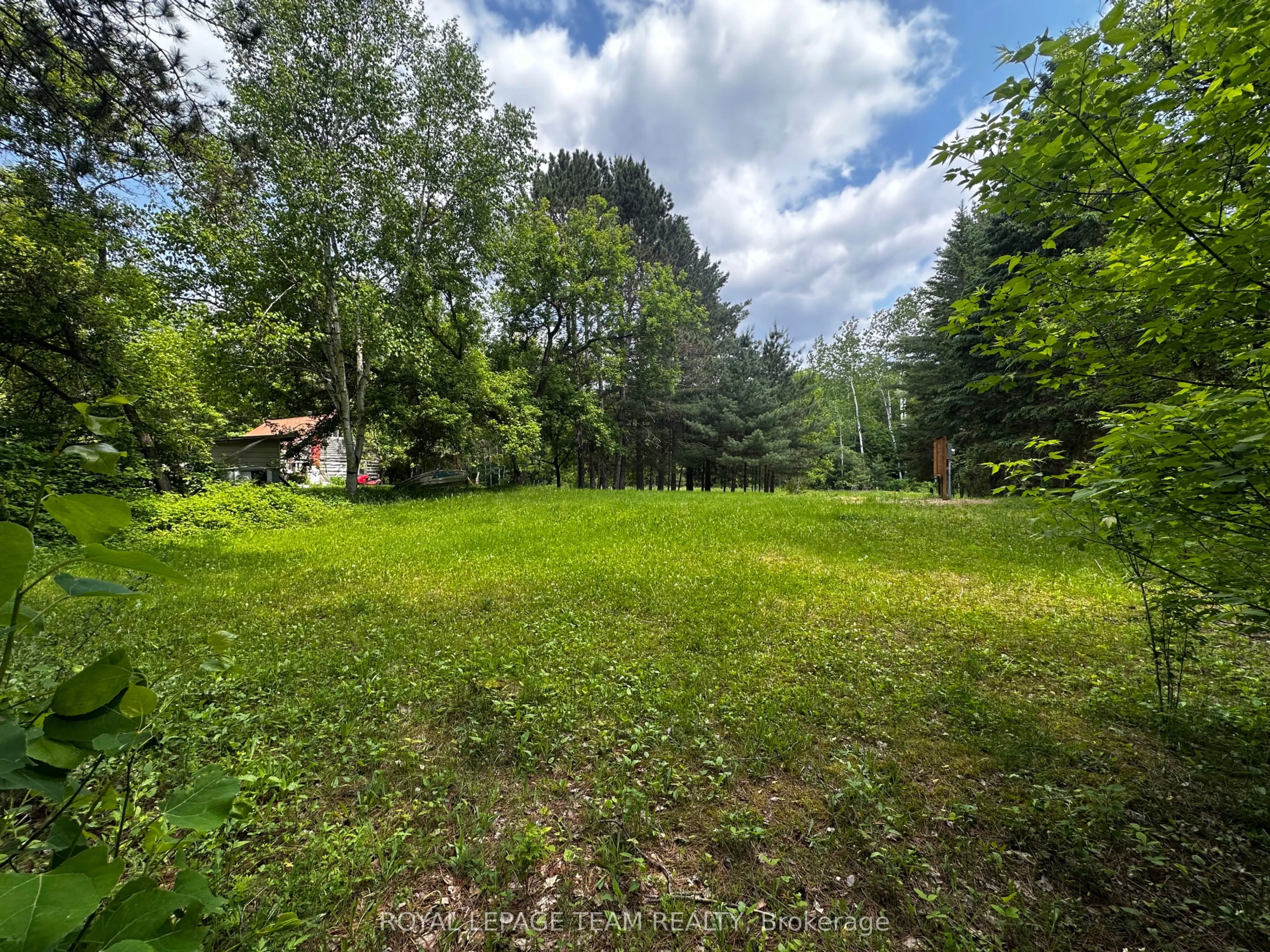 2909 ROUND LAKE Road