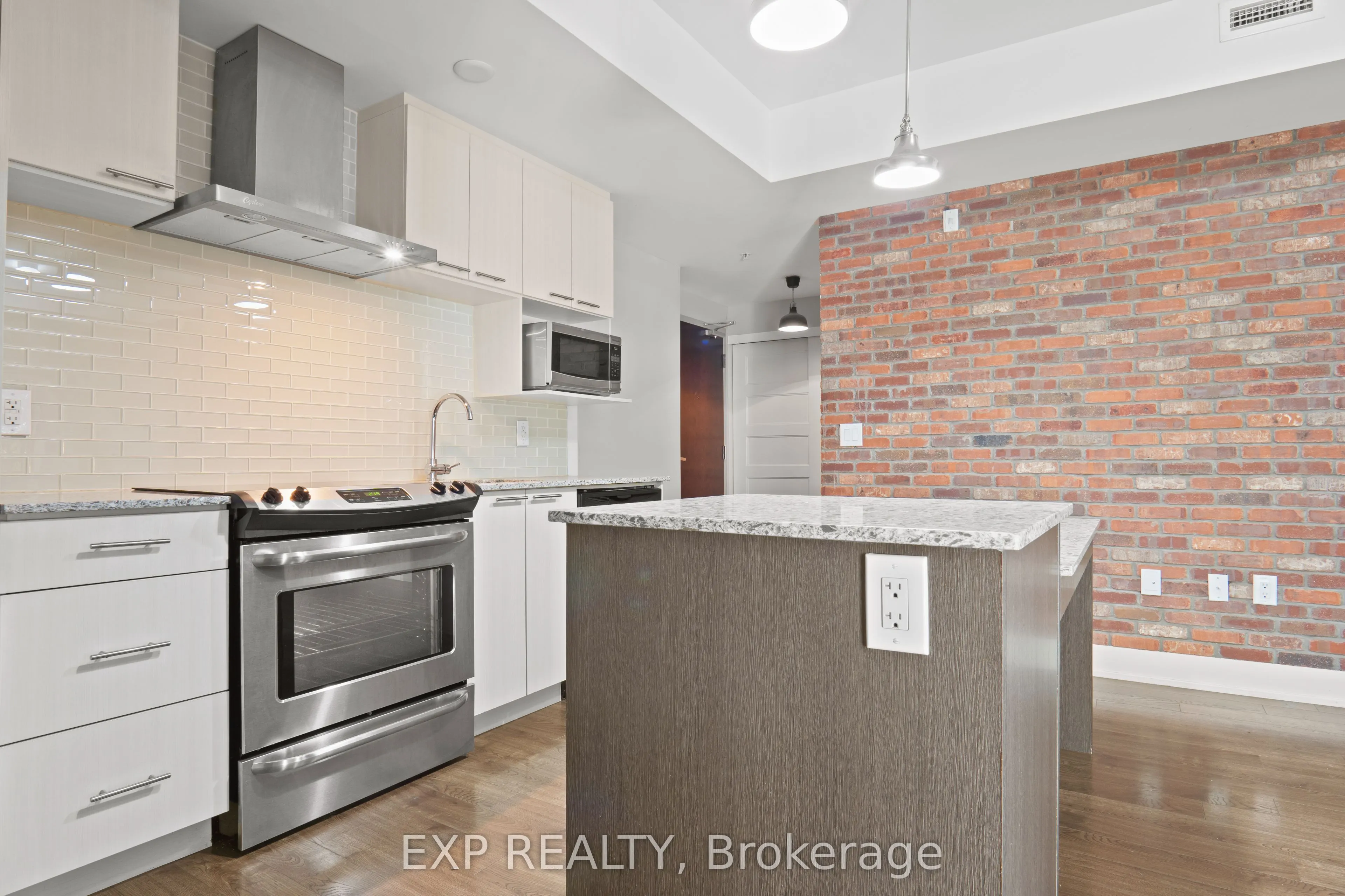 2785 Baseline Road, #108