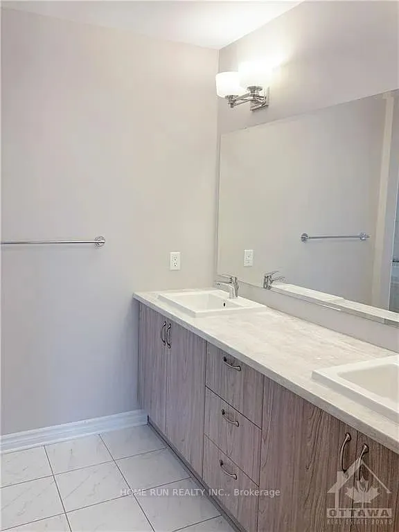 319 Brambling Way