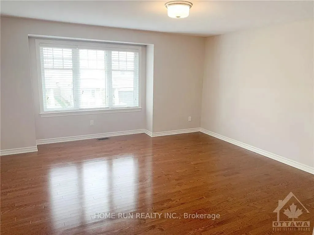 319 Brambling Way