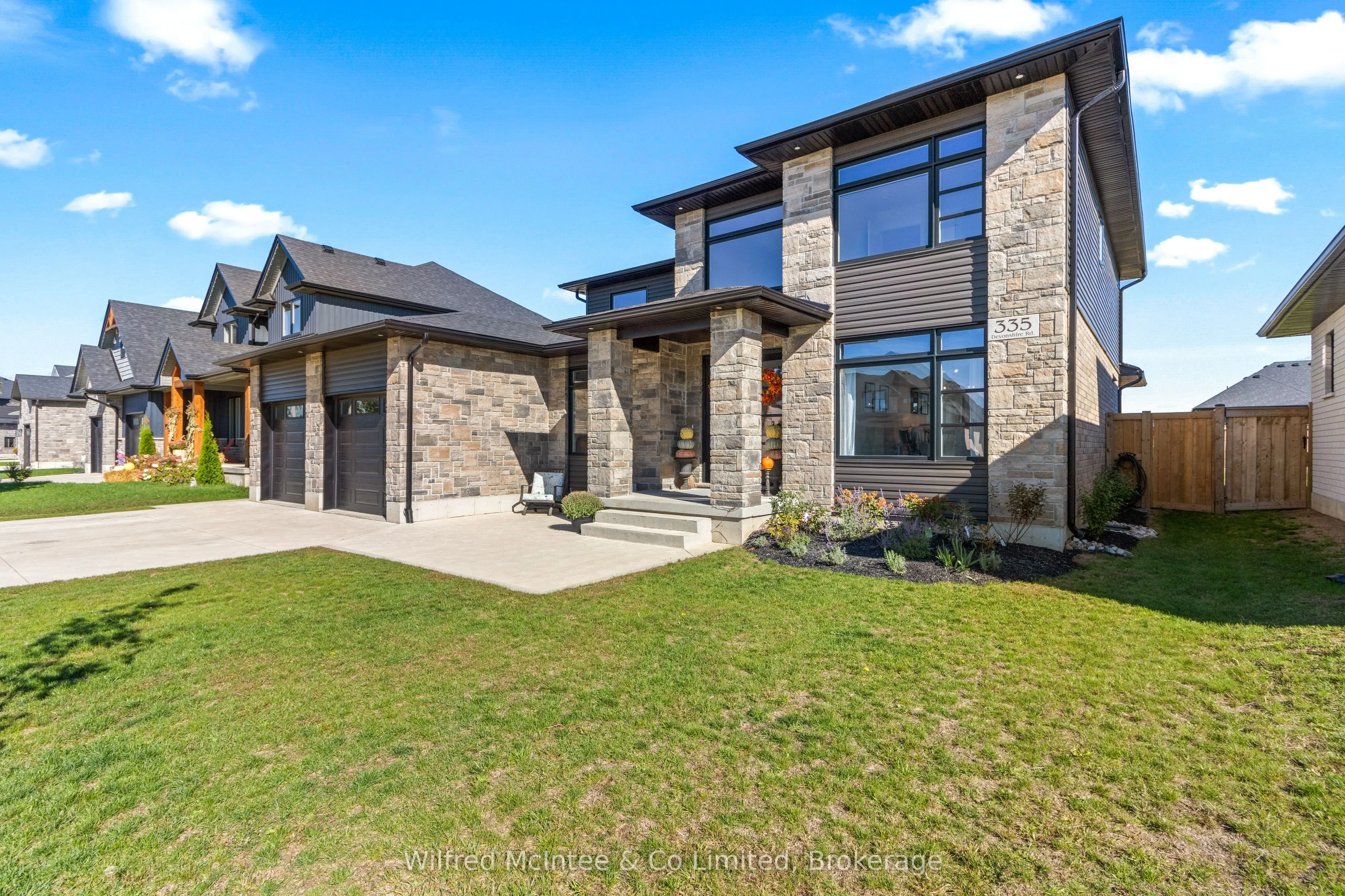 335 Devonshire Road