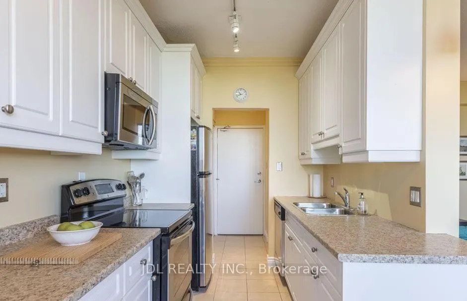 6400 Huggins Street, #908