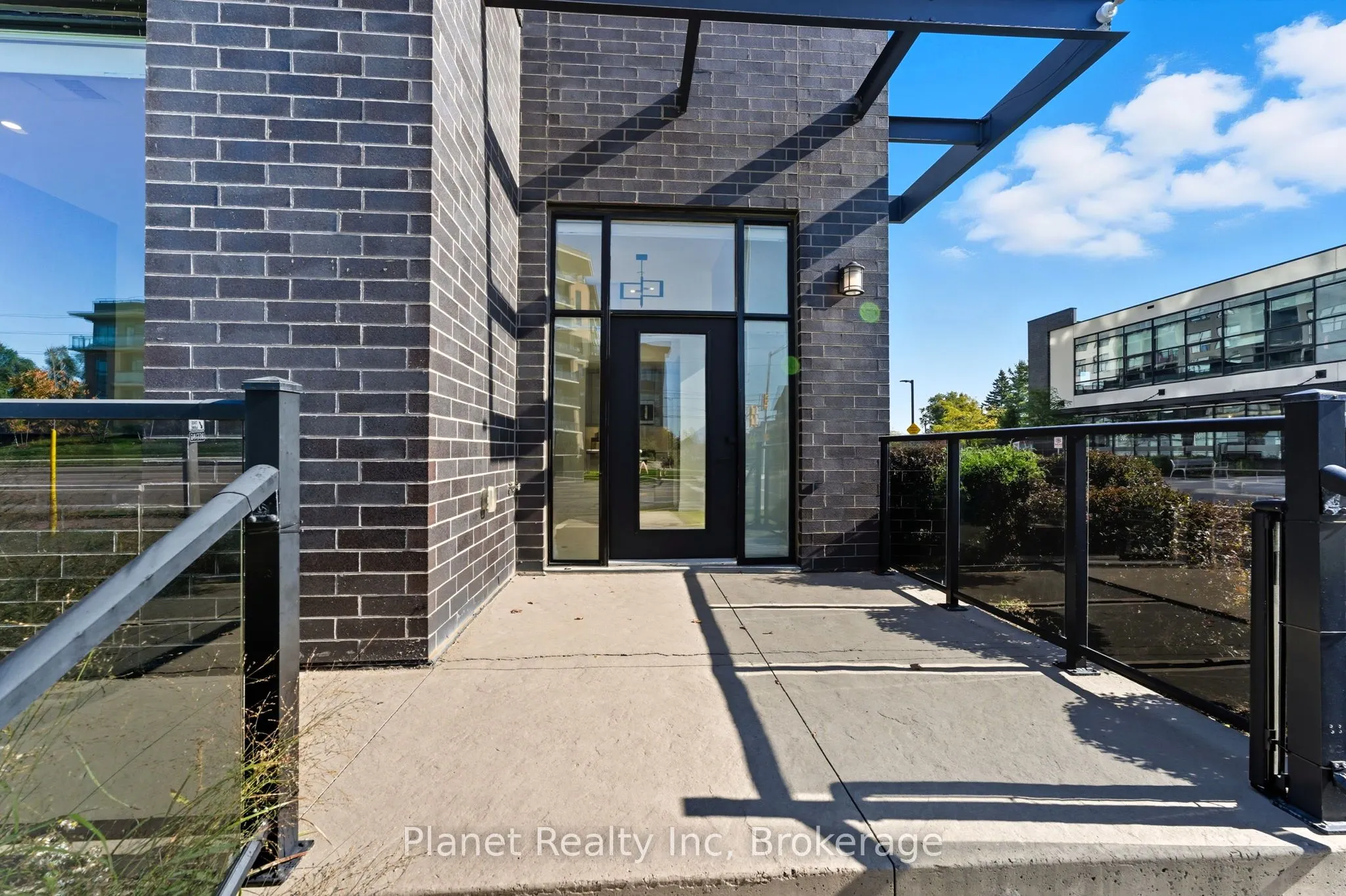 1878 Gordon Street, #103