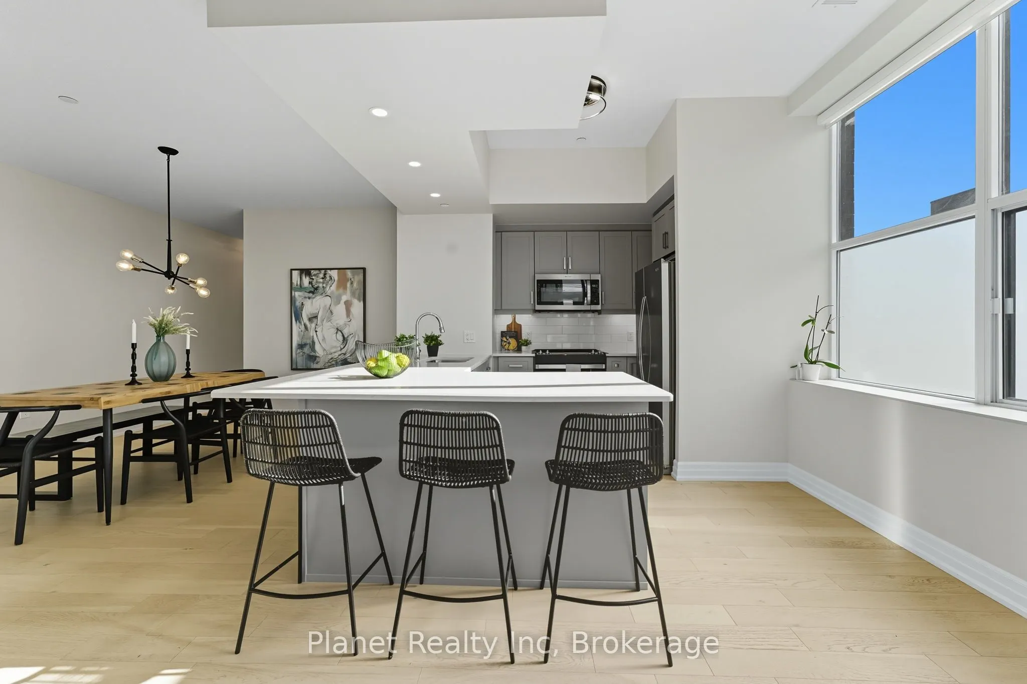 1878 Gordon Street, #103