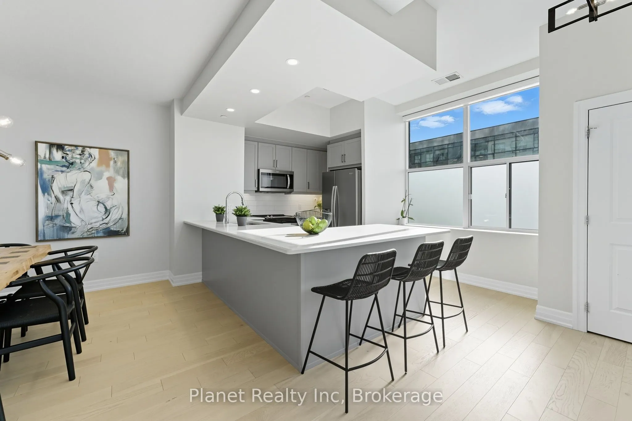1878 Gordon Street, #103