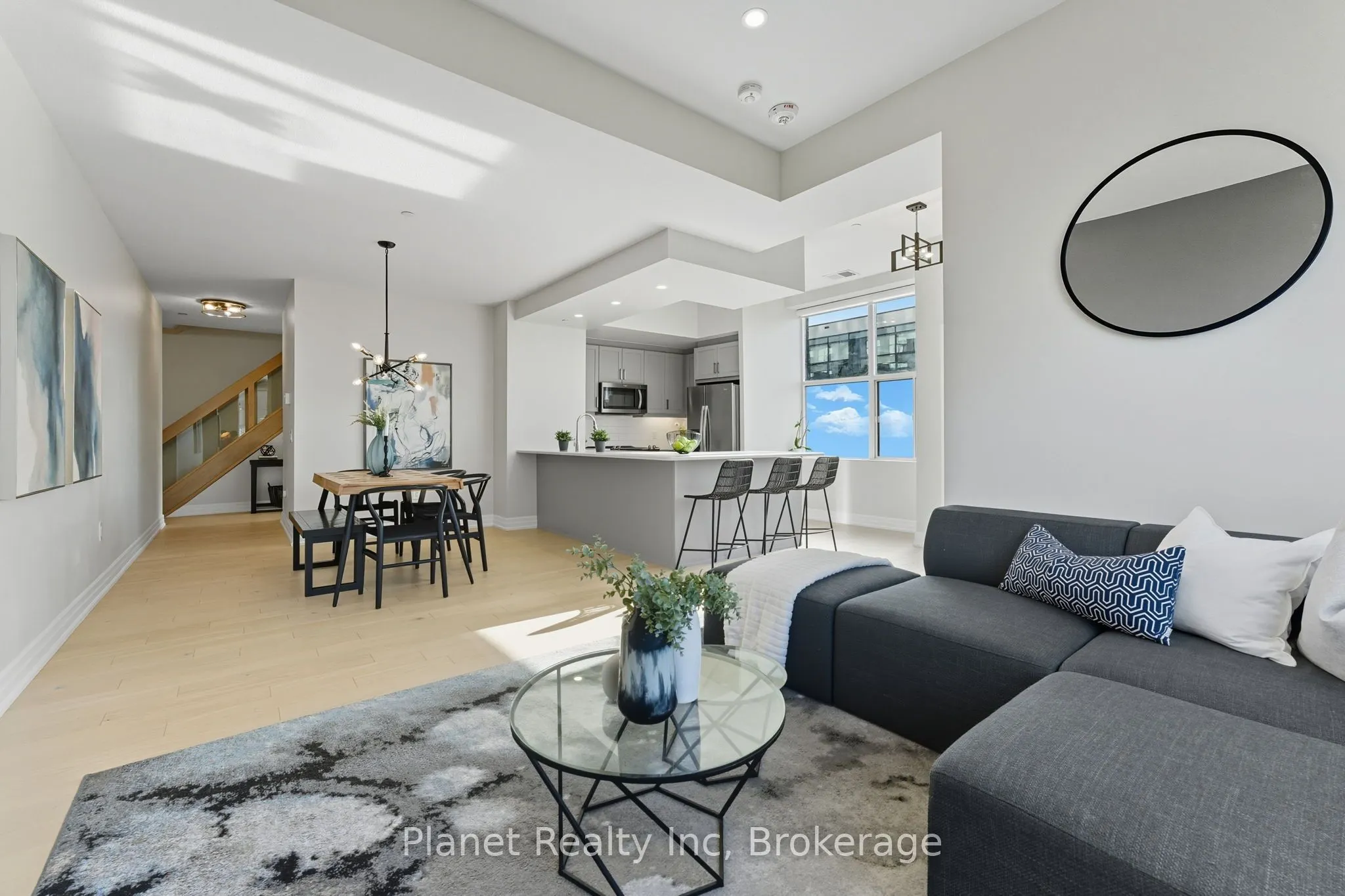 1878 Gordon Street, #103