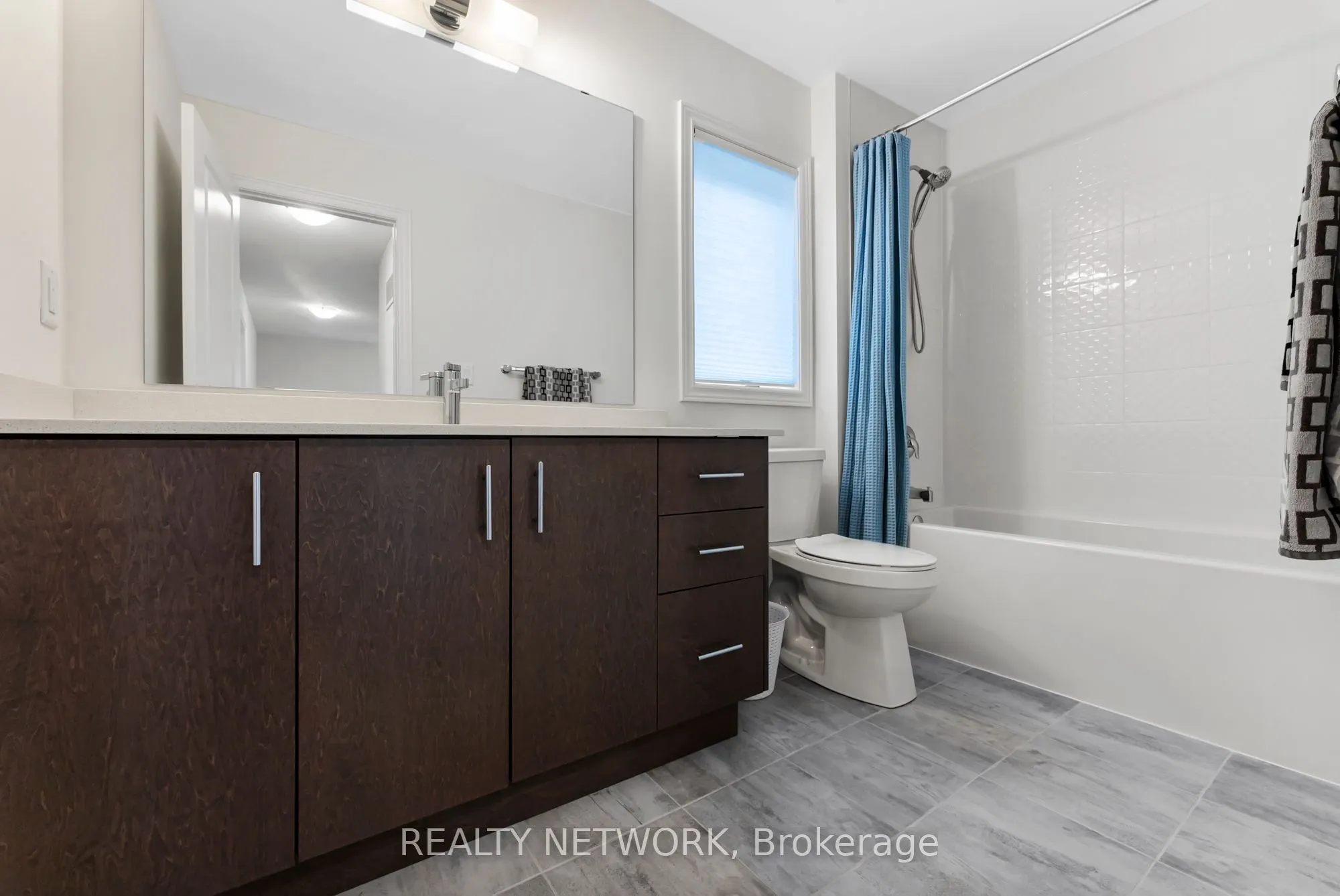 107 Starfire Crescent