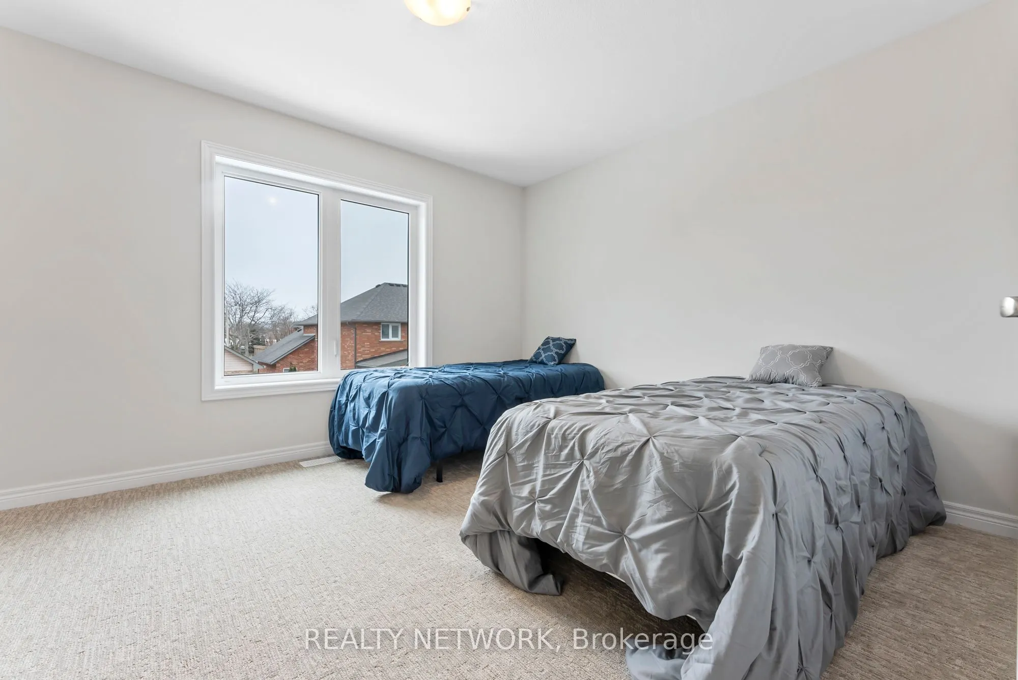 107 Starfire Crescent