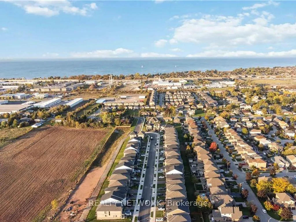 107 Starfire Crescent