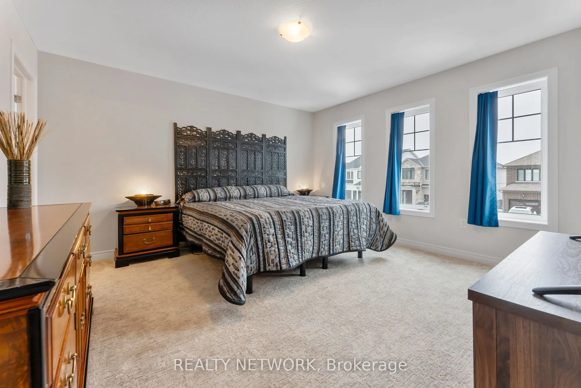 107 Starfire Crescent