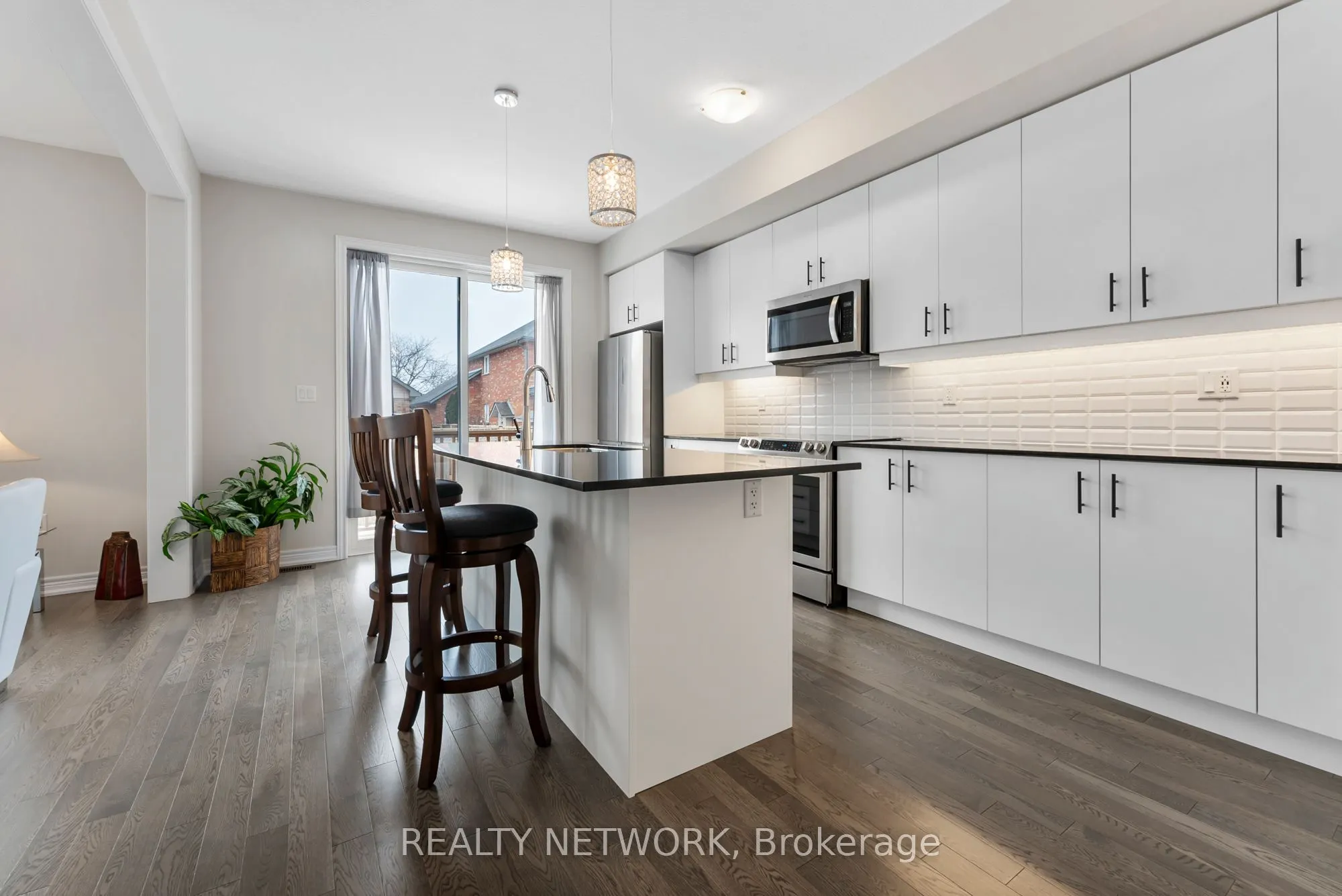 107 Starfire Crescent