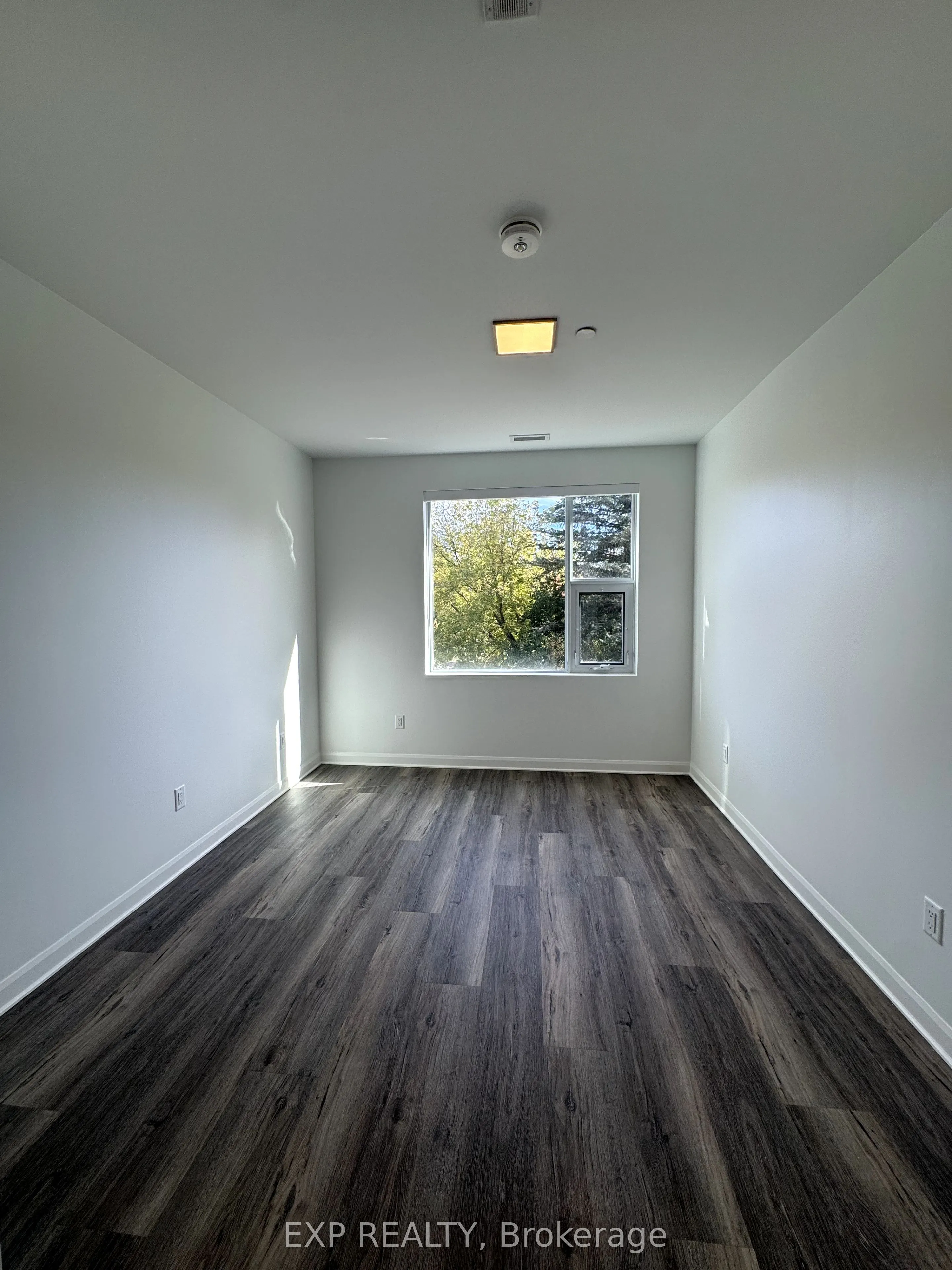 4842 Bank Street, #212