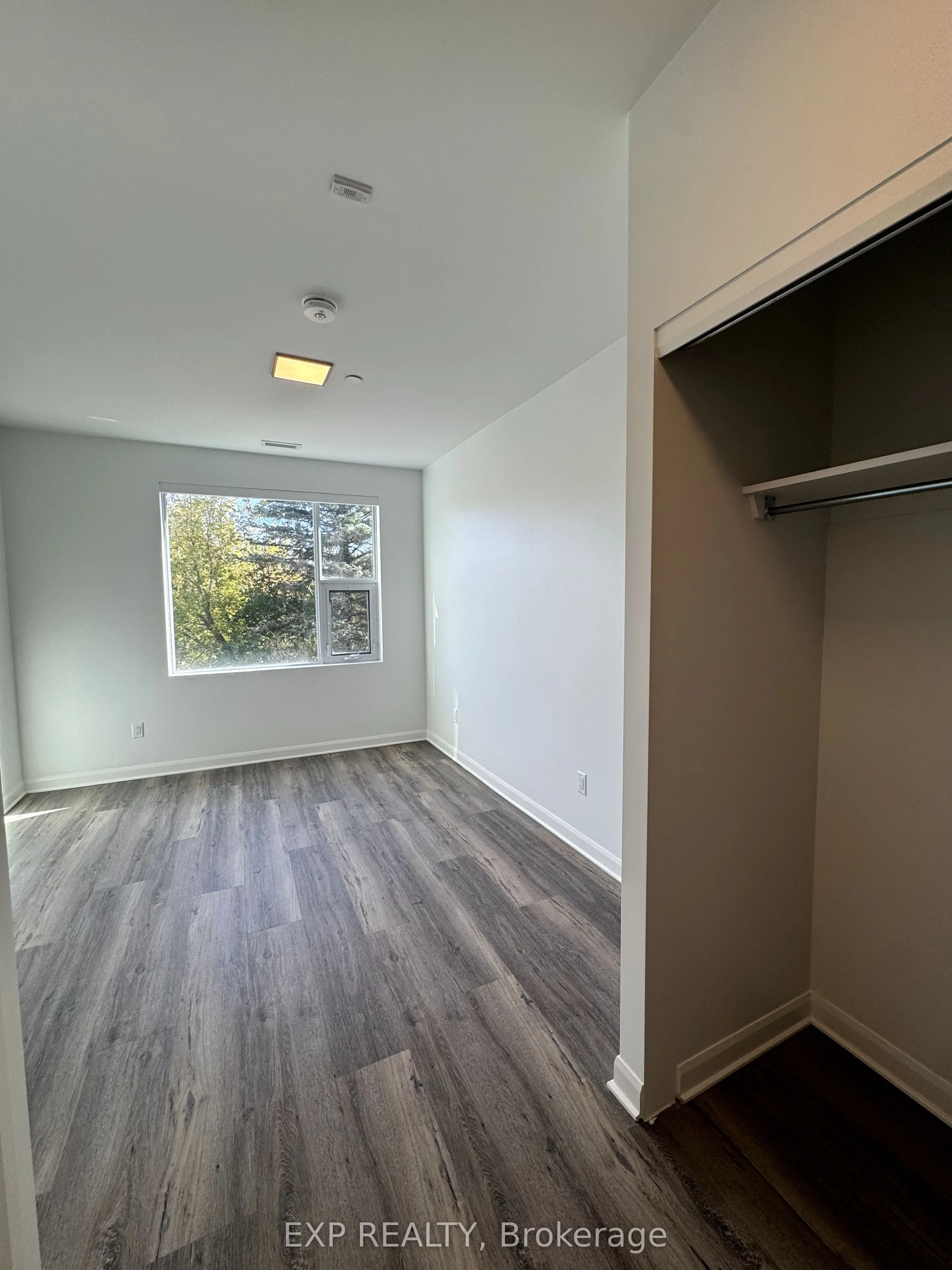 4842 Bank Street, #212