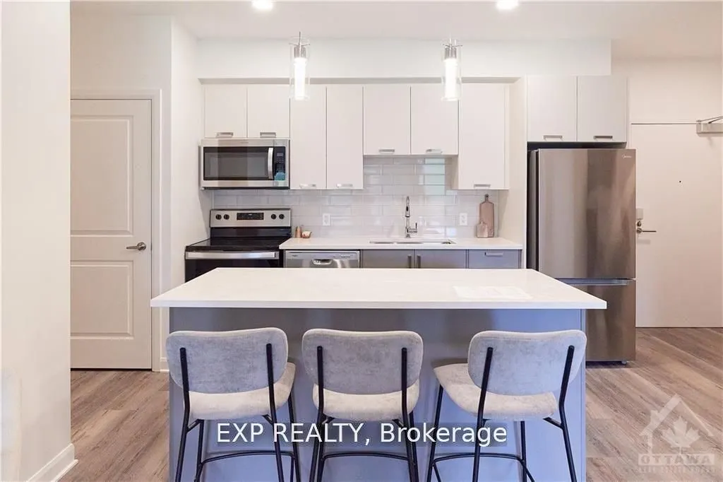 4840 Bank Street, #313