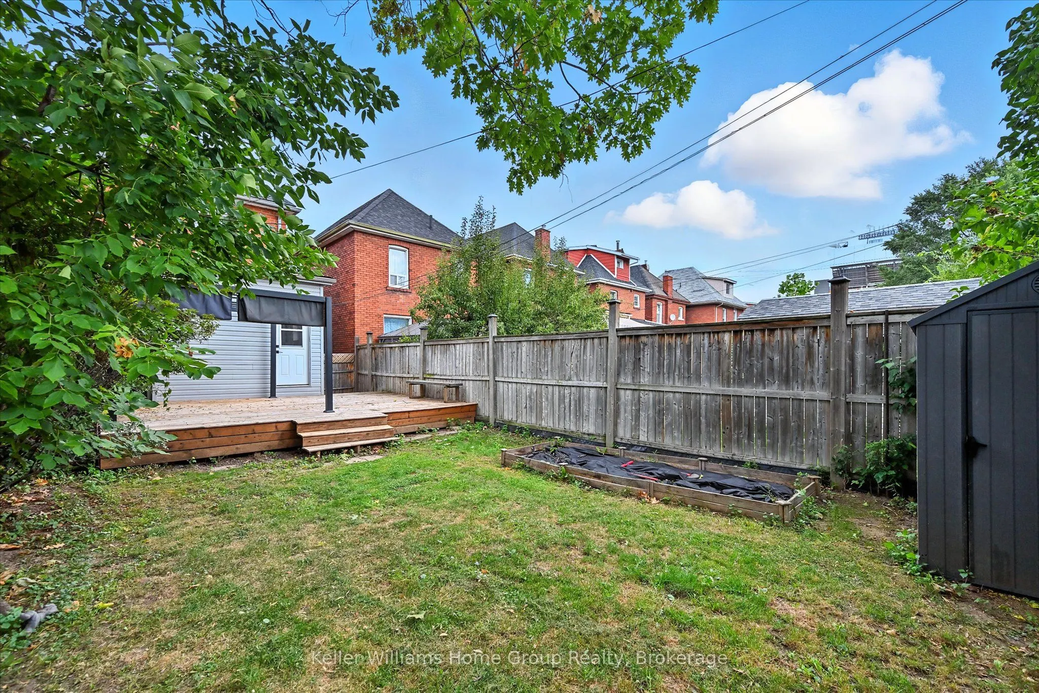 82 Rosemont Avenue