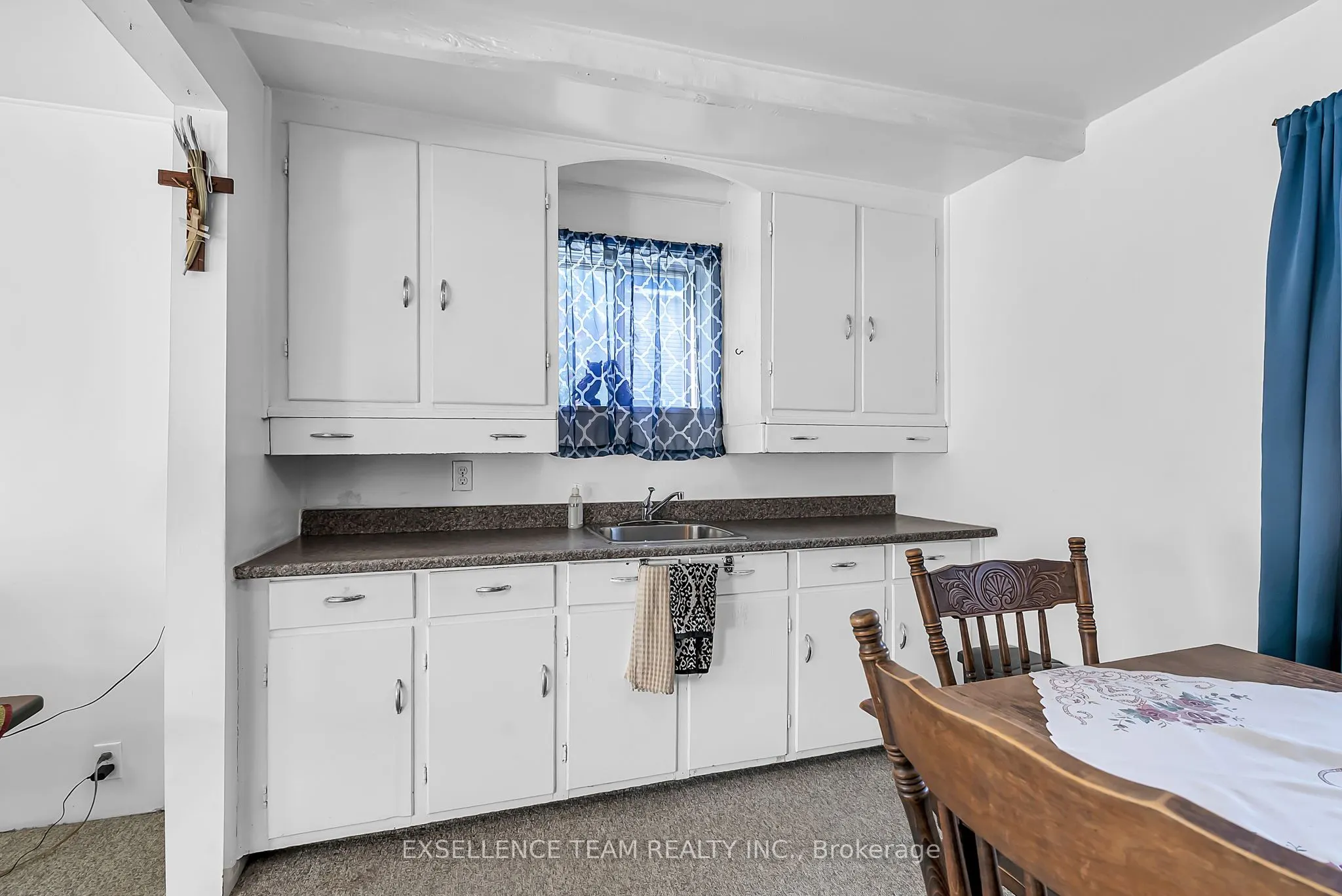 226 St Bernardin Street