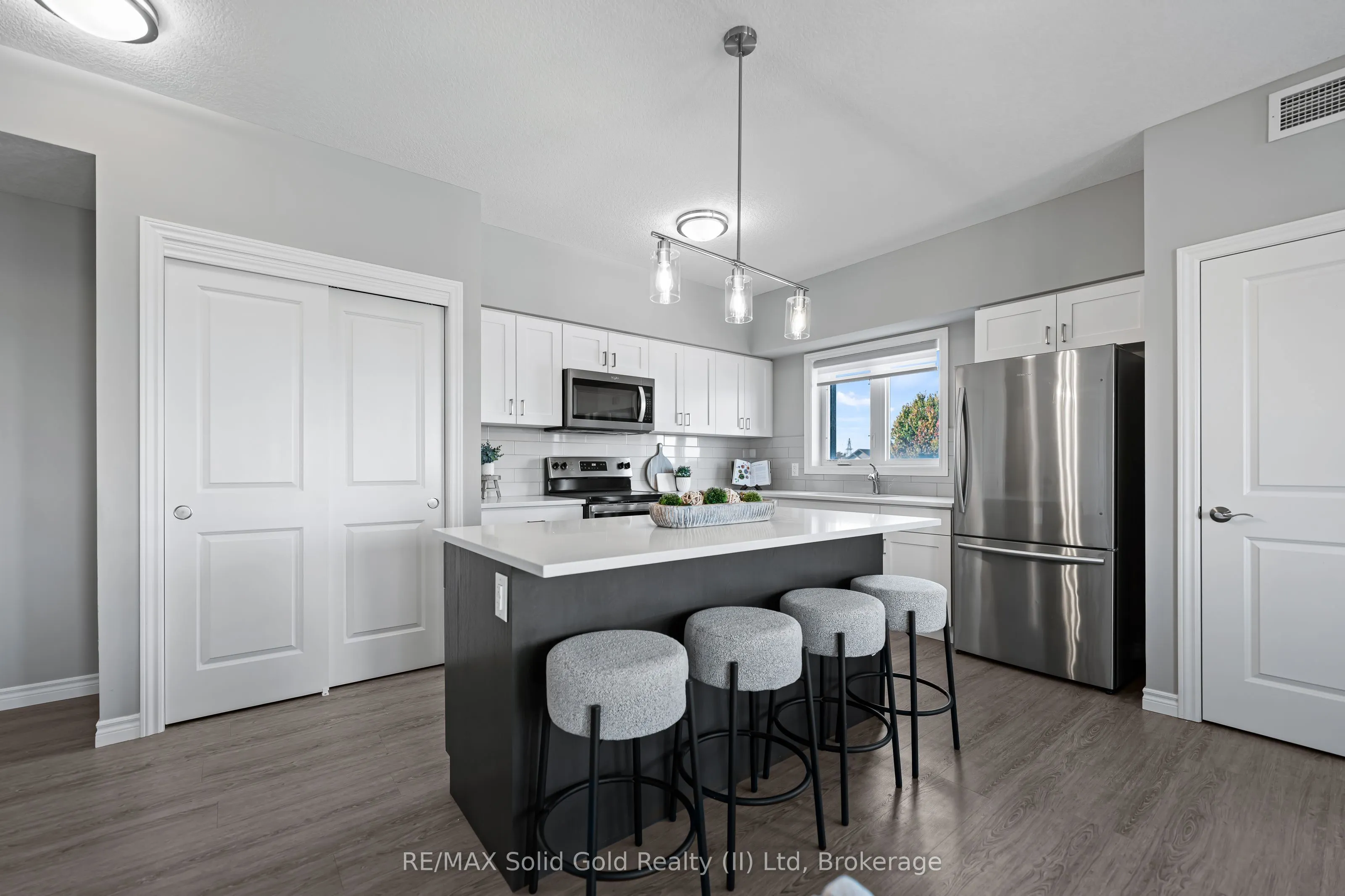 408 Guelph Avenue, #20