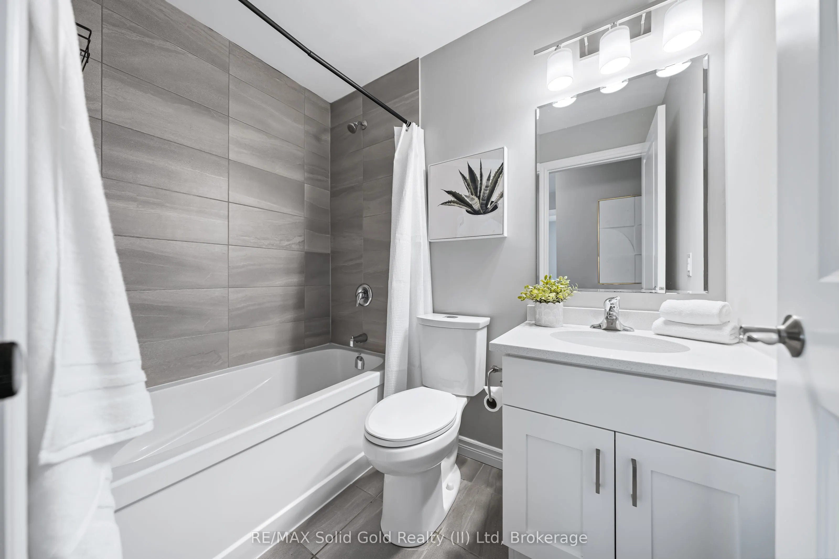 408 Guelph Avenue, #20