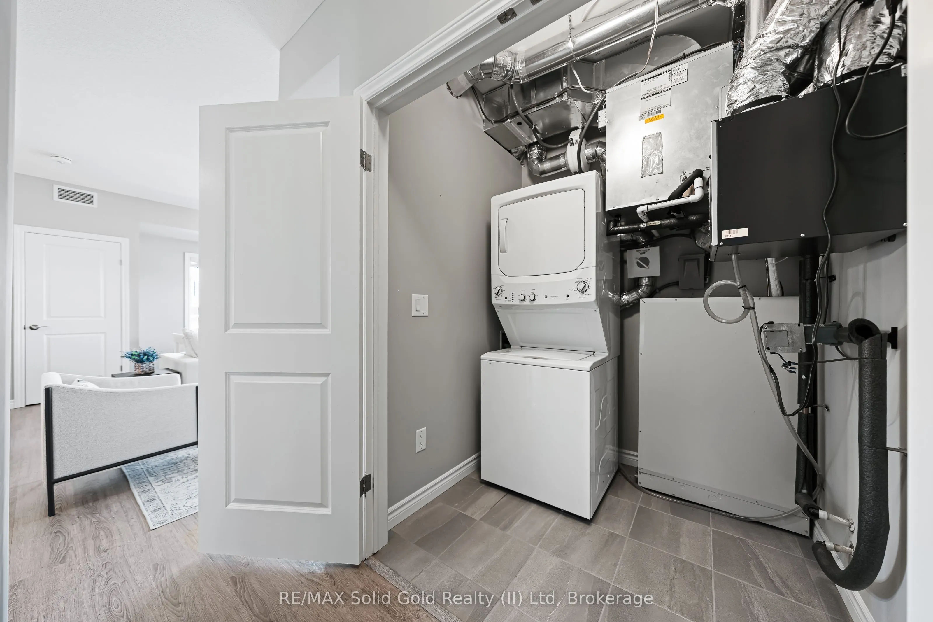 408 Guelph Avenue, #20