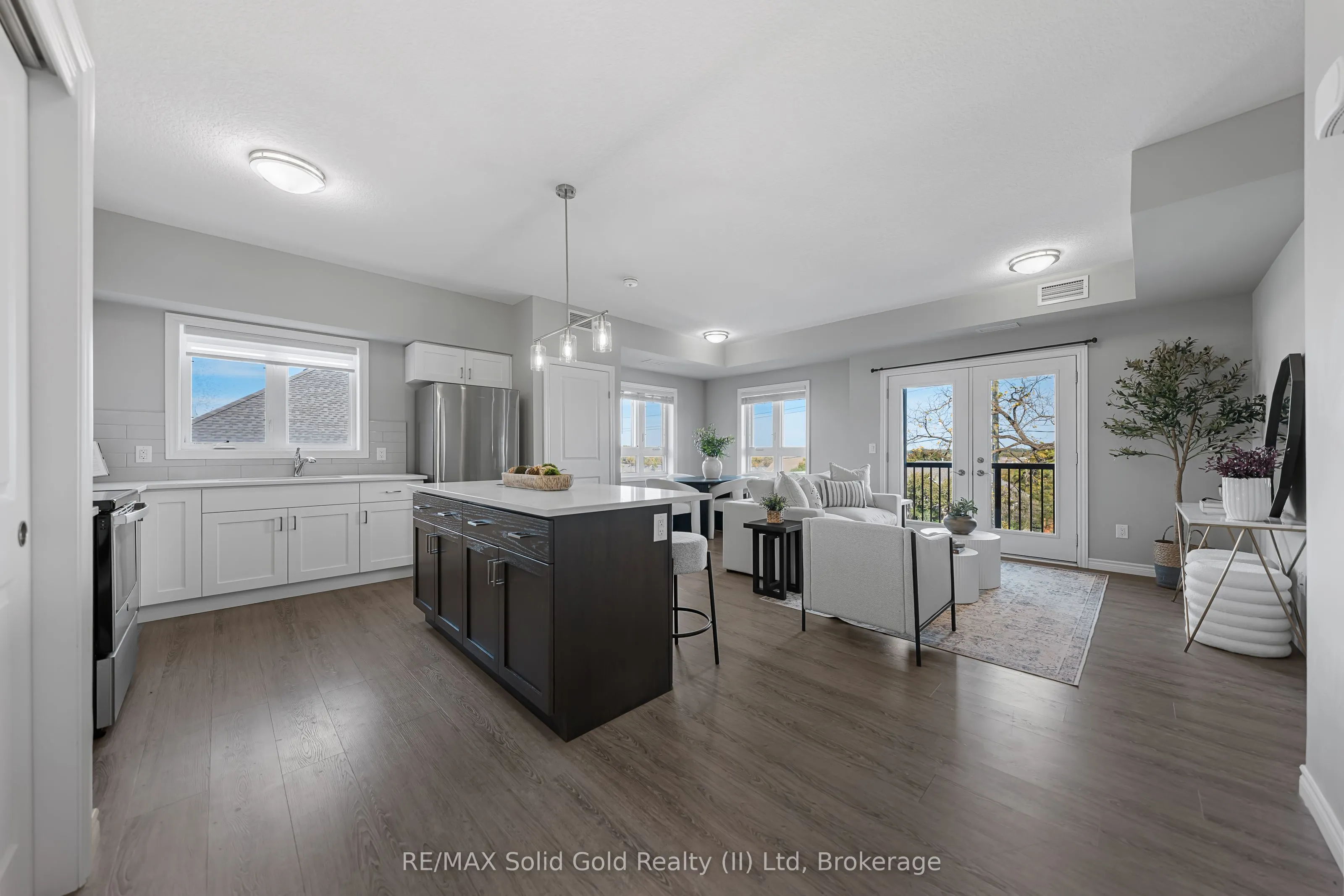 408 Guelph Avenue, #20